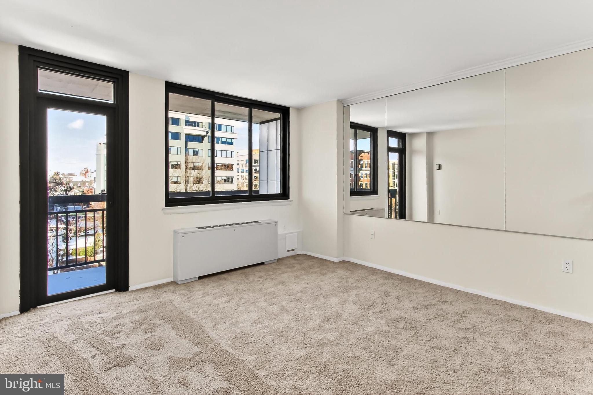 PORT ROYAL CONDOMINIUM - Residential