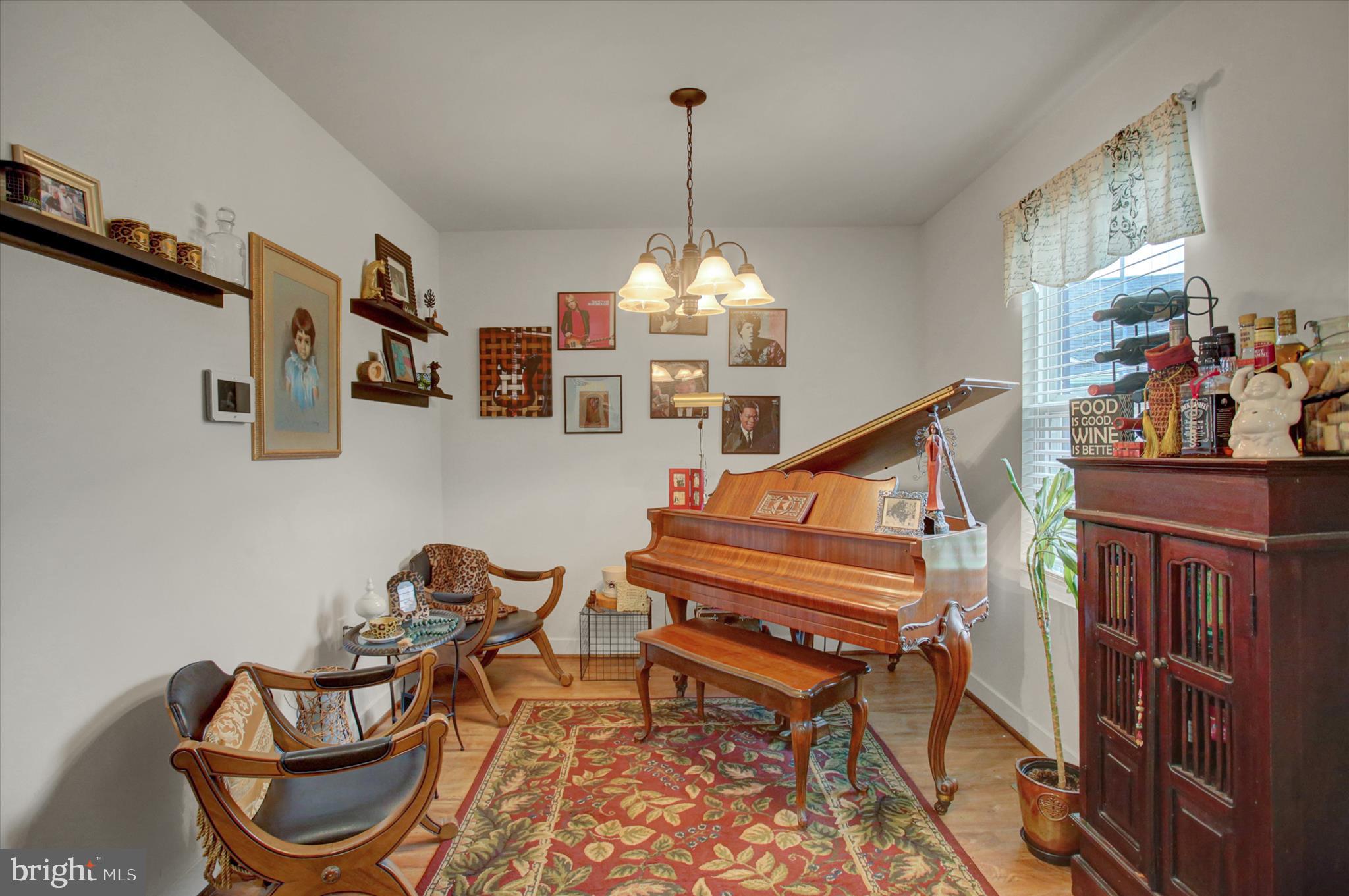 THE LAKES AT MARTINSBURG - Residential