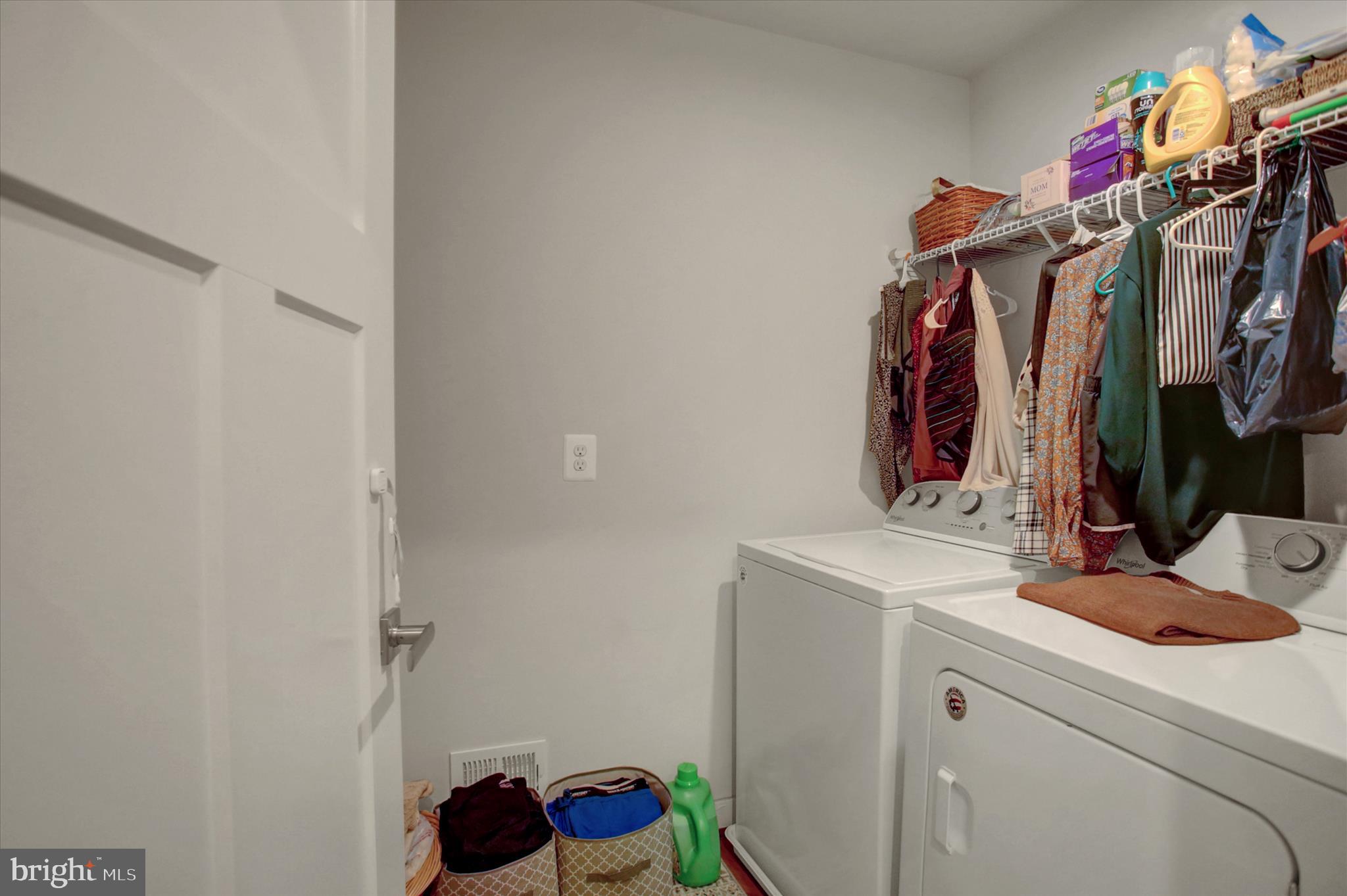 THE LAKES AT MARTINSBURG - Residential