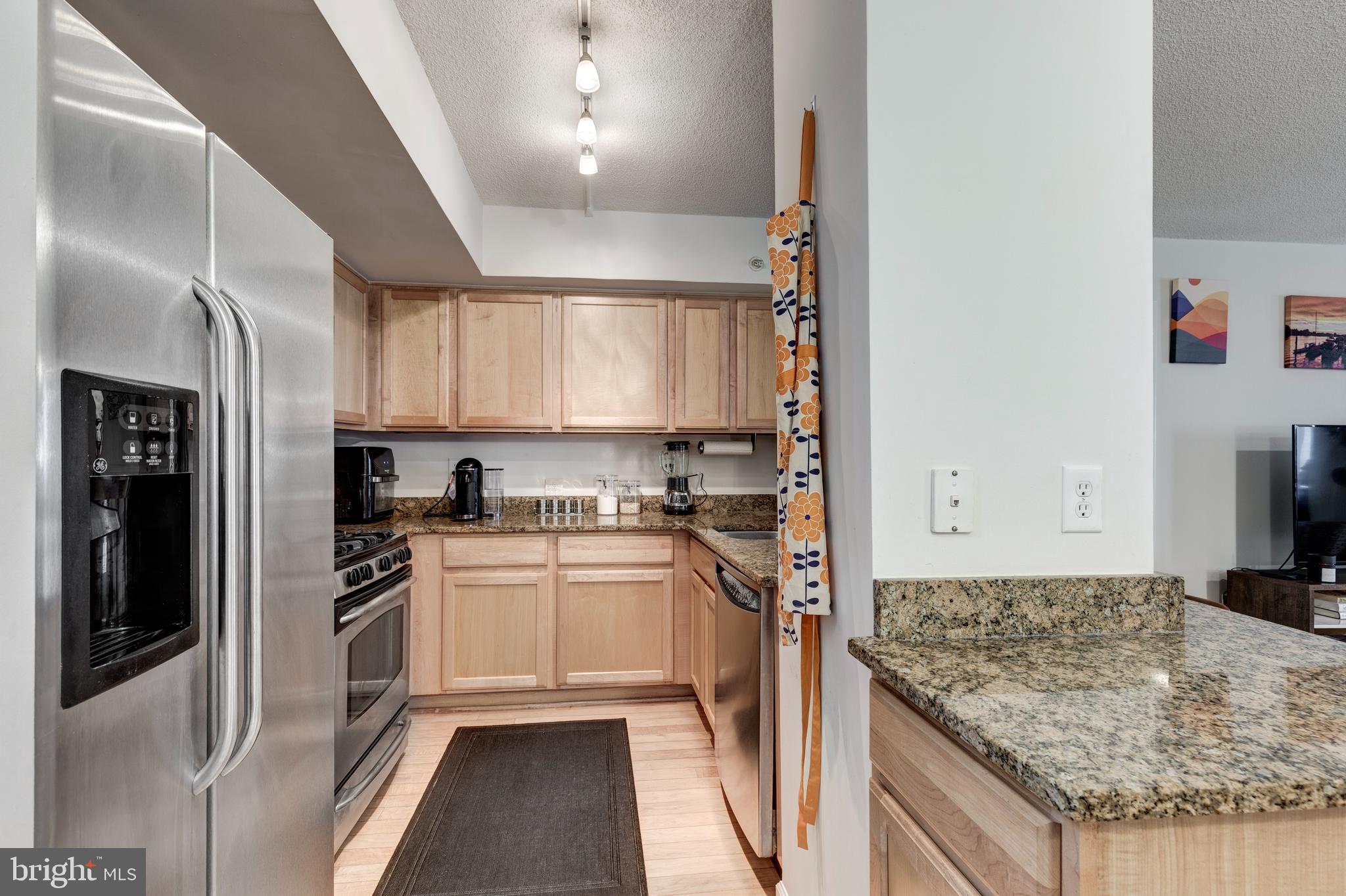 SILVER SPRING - Residential