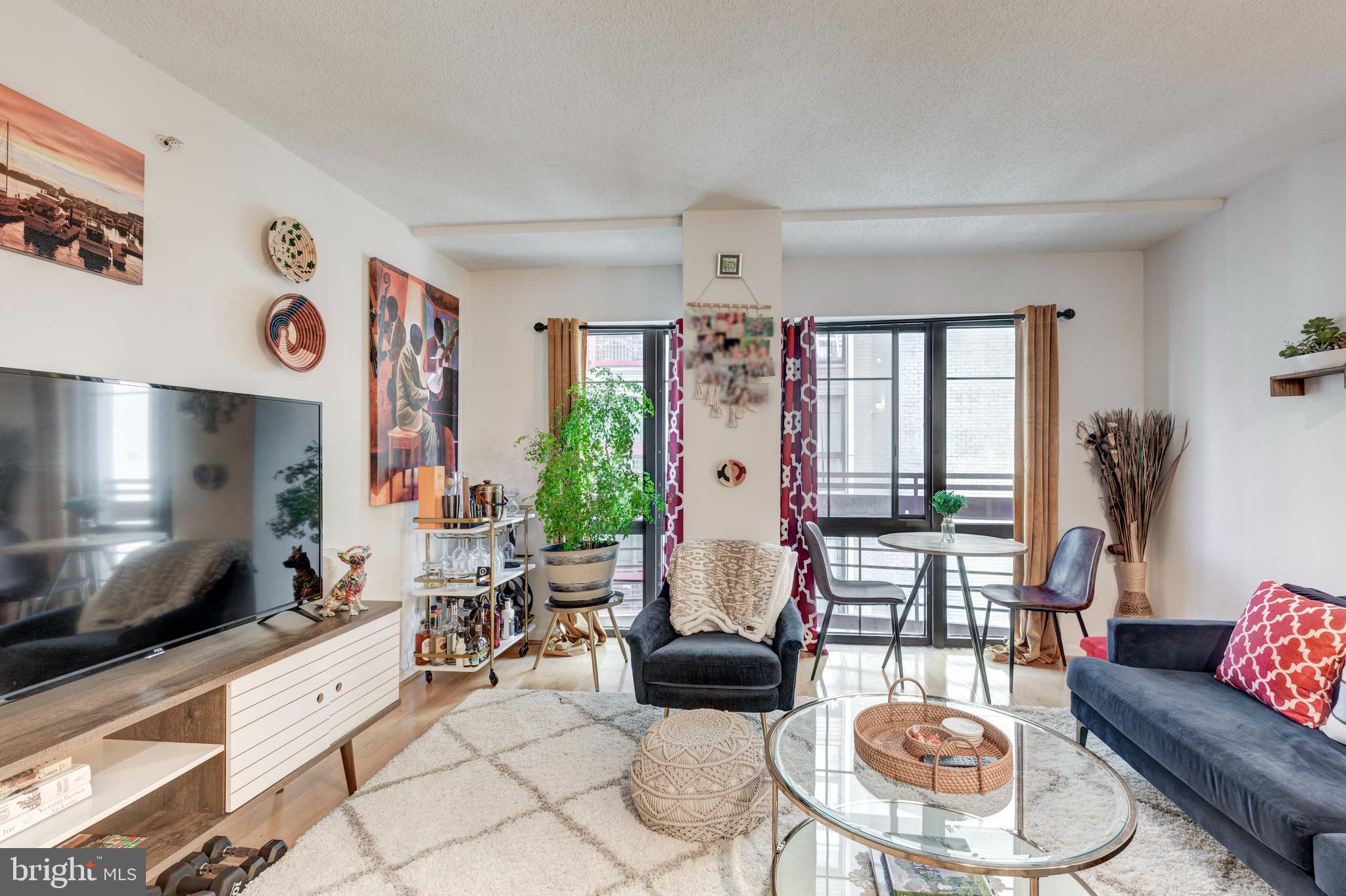 SILVER SPRING - Residential