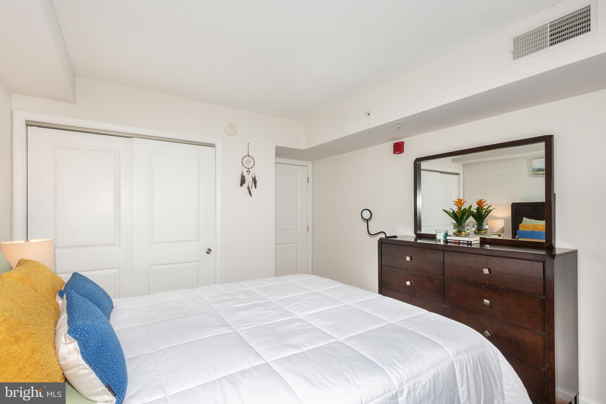 SILVER SPRING - Residential