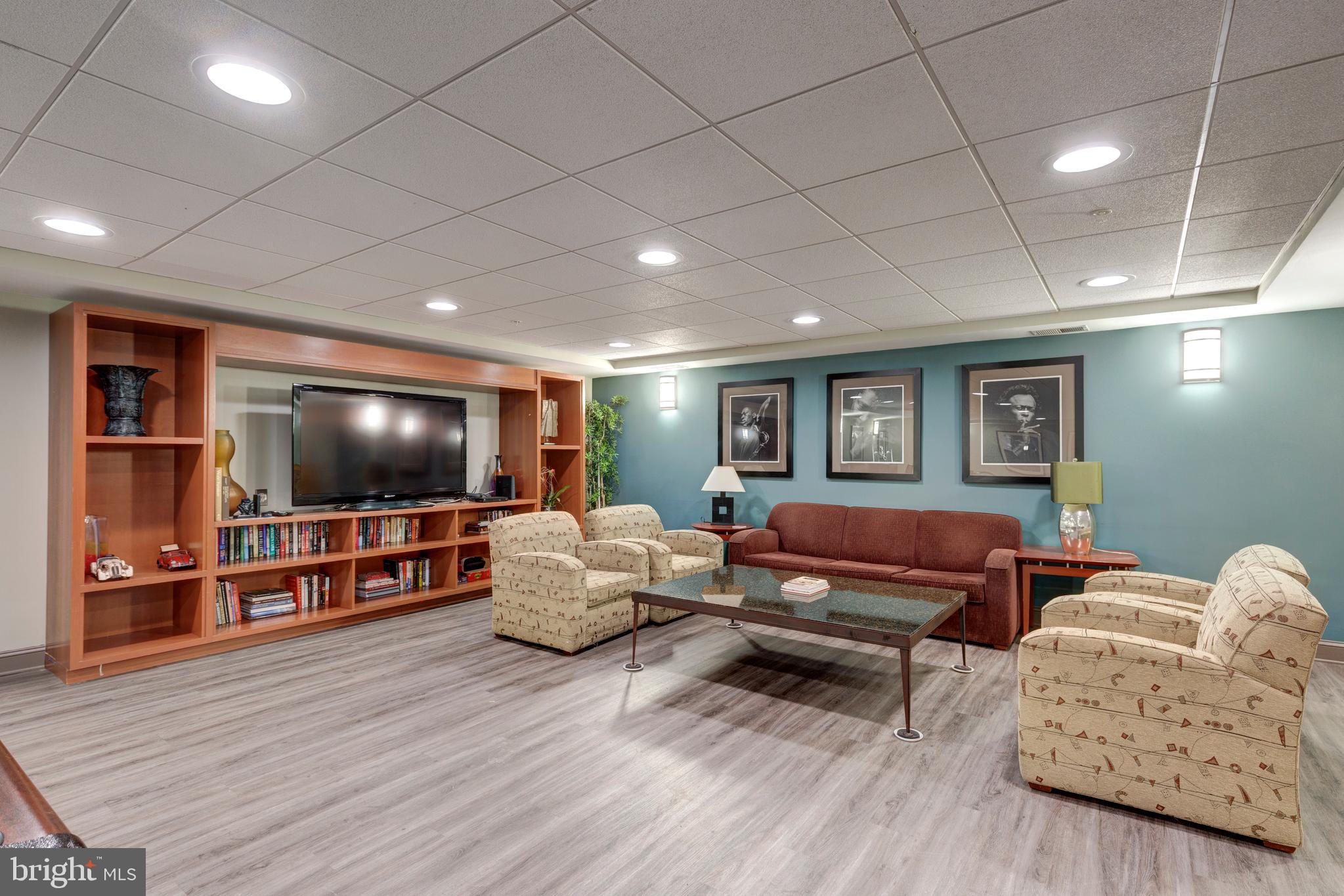 SILVER SPRING - Residential