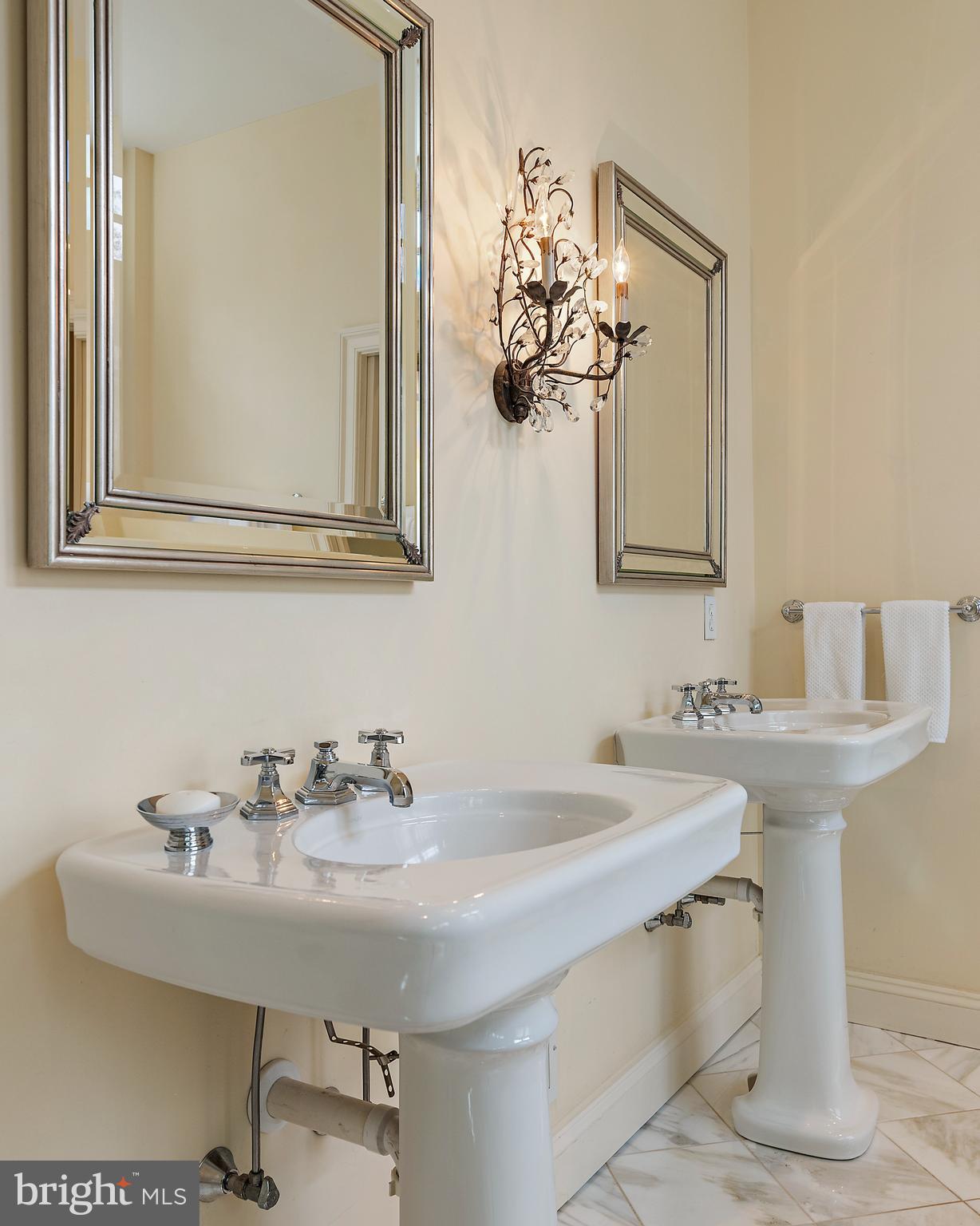 CHERRYSTONE - Residential