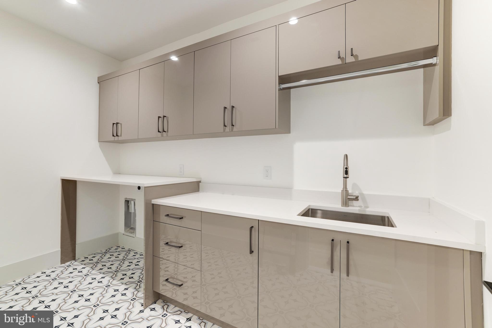 ANDREW CHAPEL - Residential