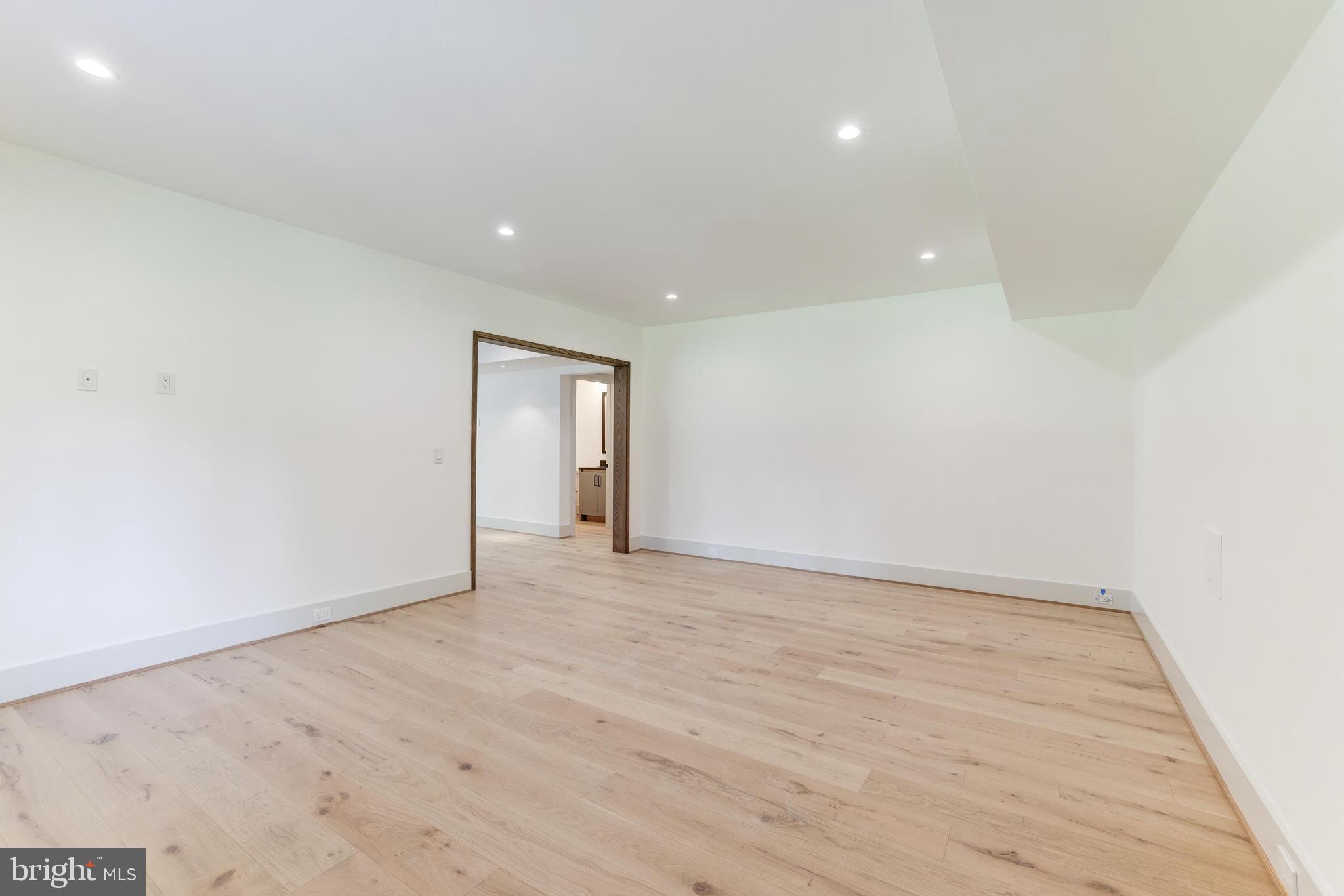 ANDREW CHAPEL - Residential