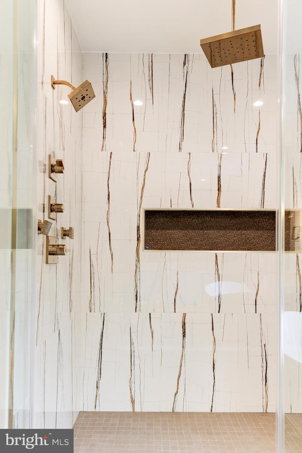 ANDREW CHAPEL - Residential