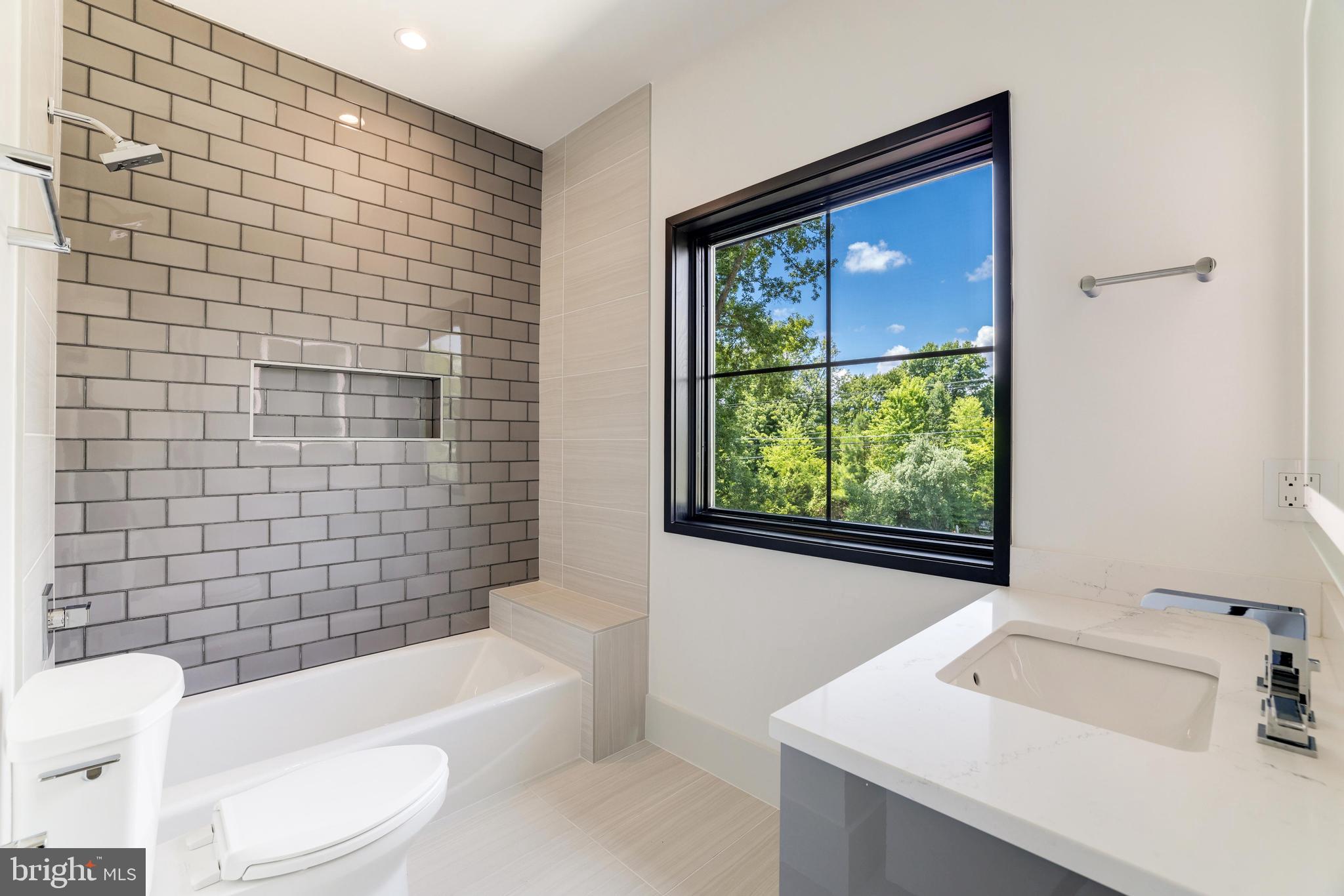 ANDREW CHAPEL - Residential