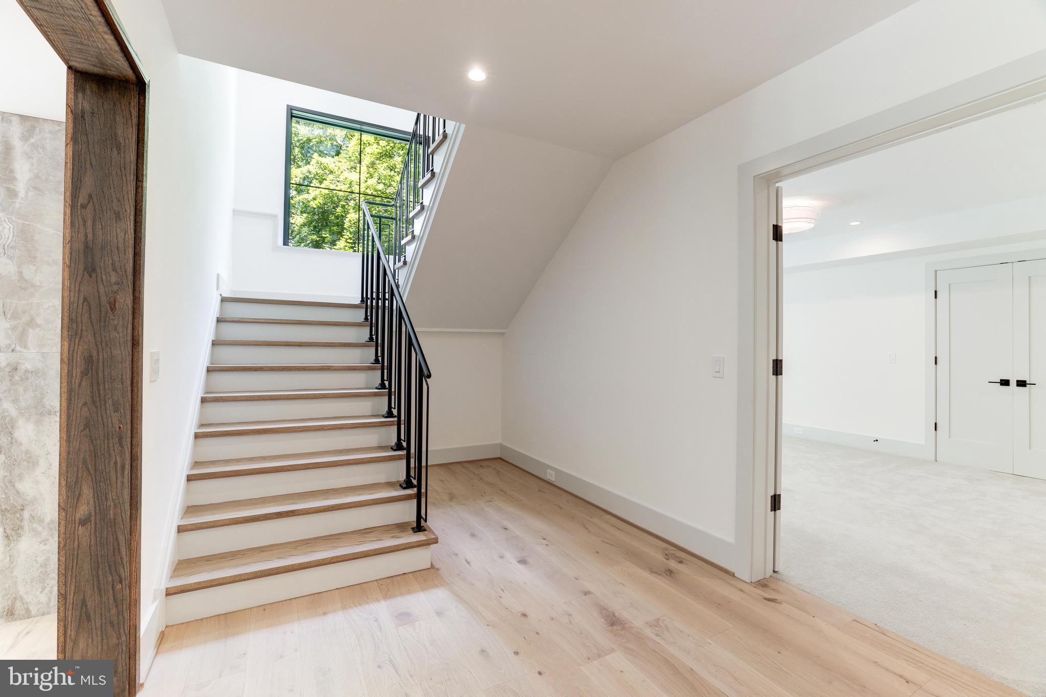 ANDREW CHAPEL - Residential