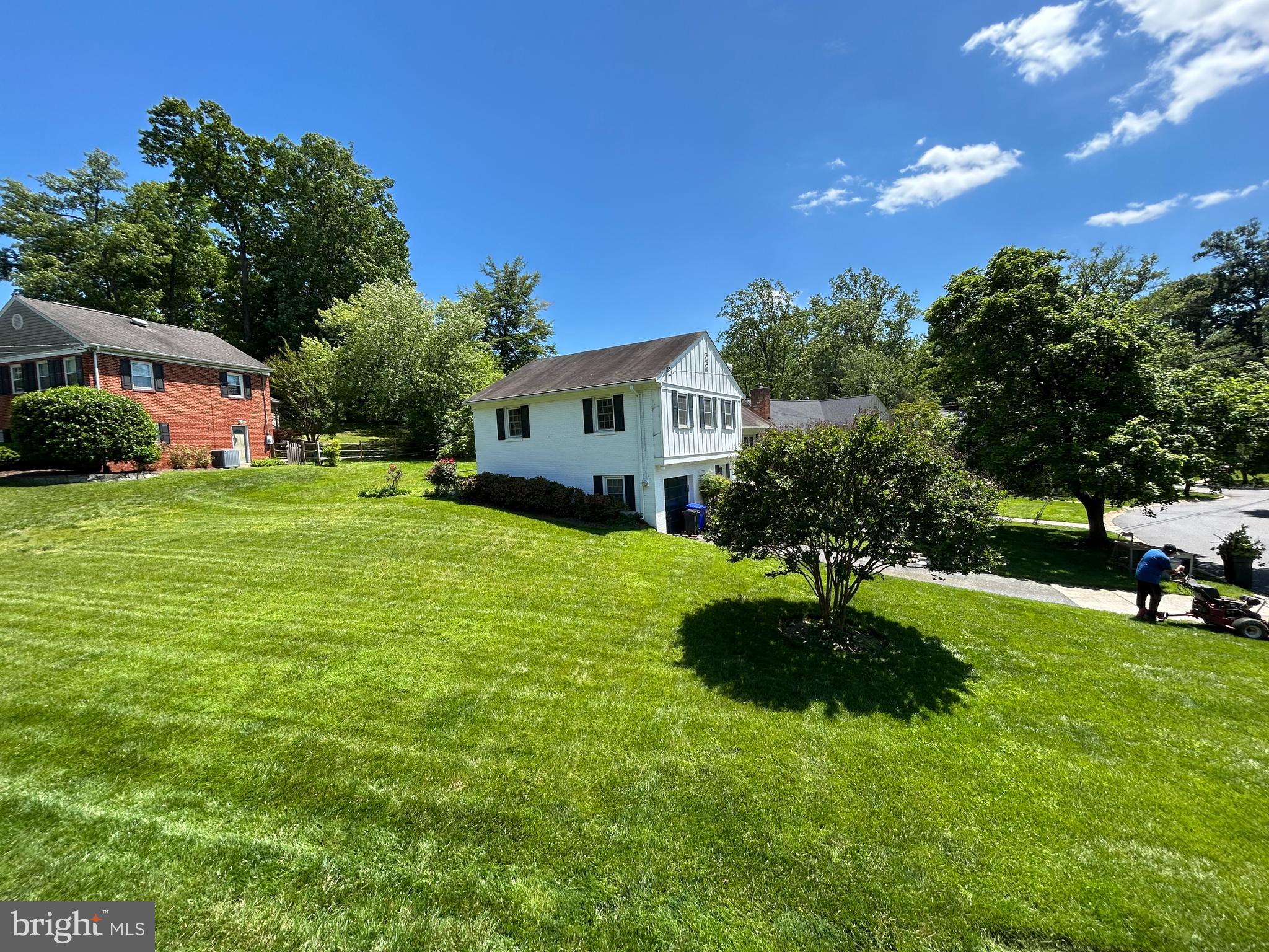 7805 FULBRIGHT COURT