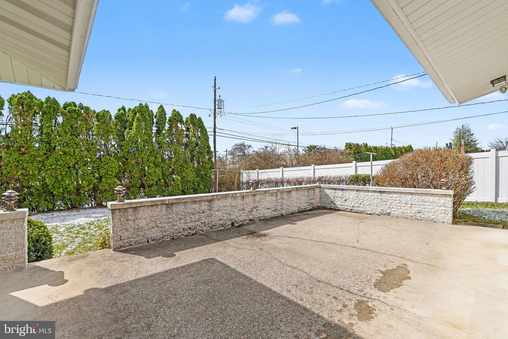 HAMPDEN GARDENS - Residential