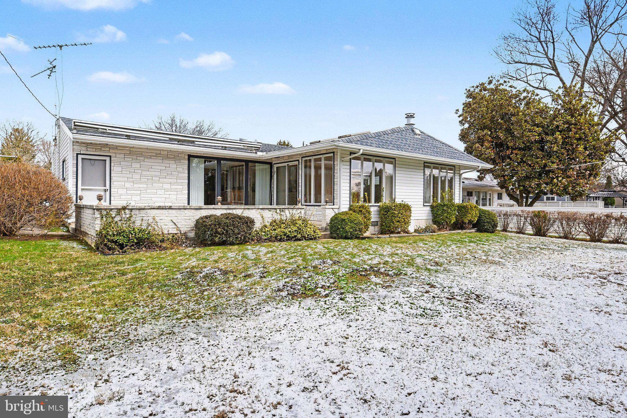 HAMPDEN GARDENS - Residential