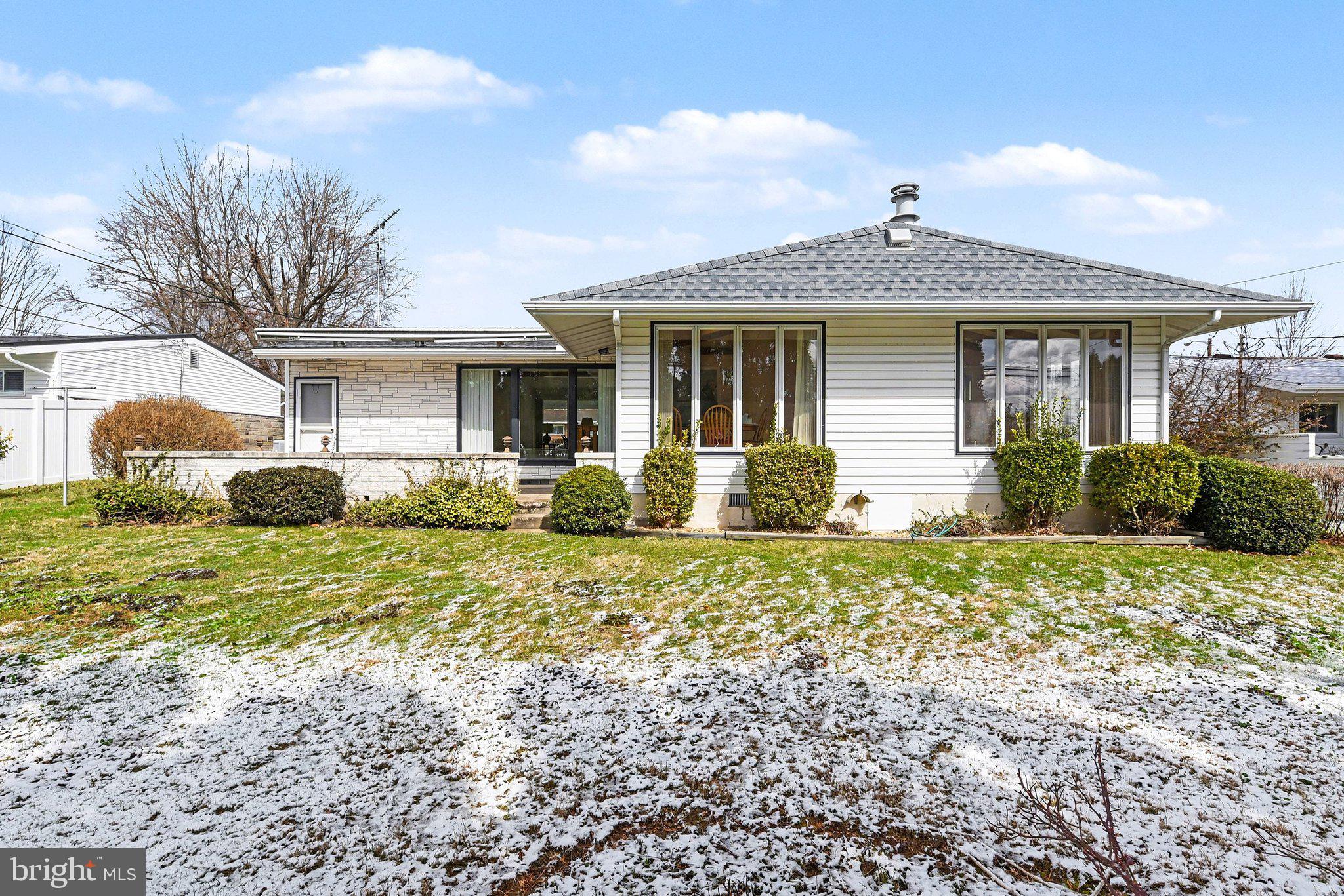 HAMPDEN GARDENS - Residential