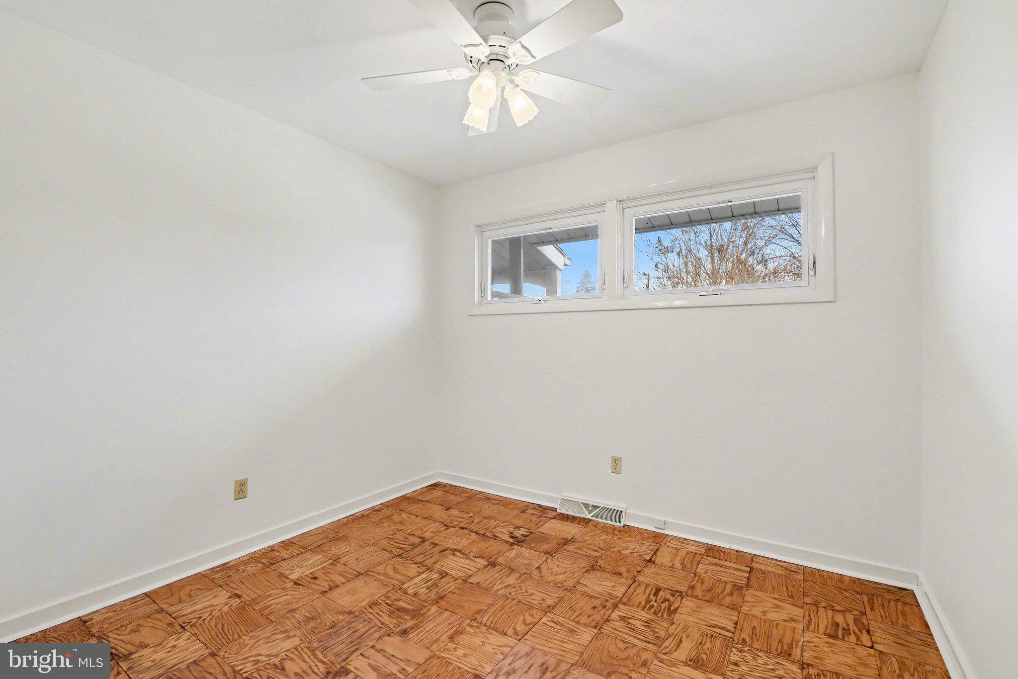 HAMPDEN GARDENS - Residential