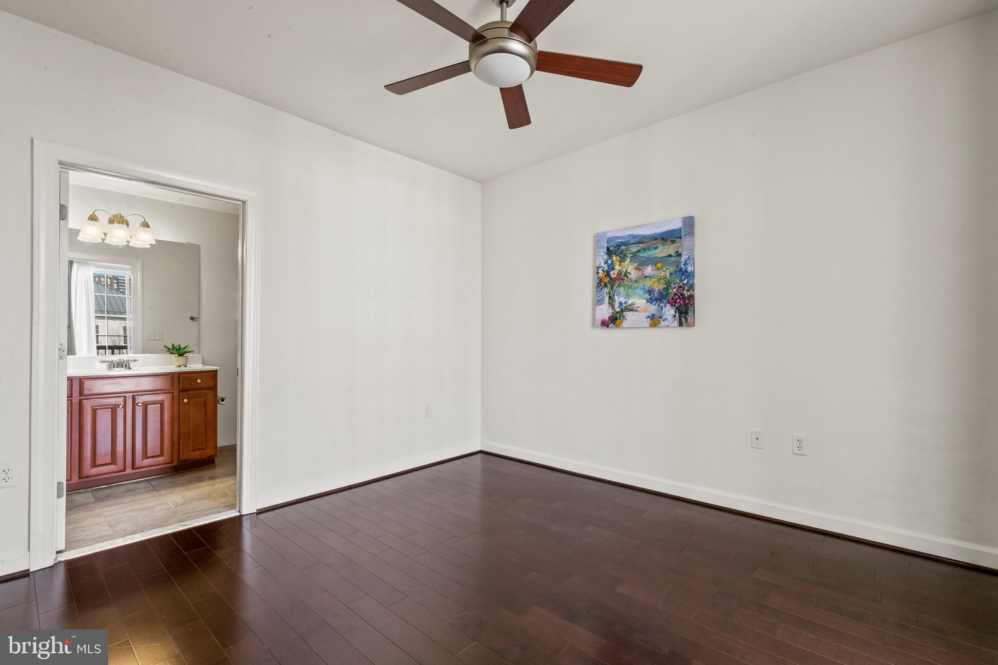 CAMERON STATION - Residential