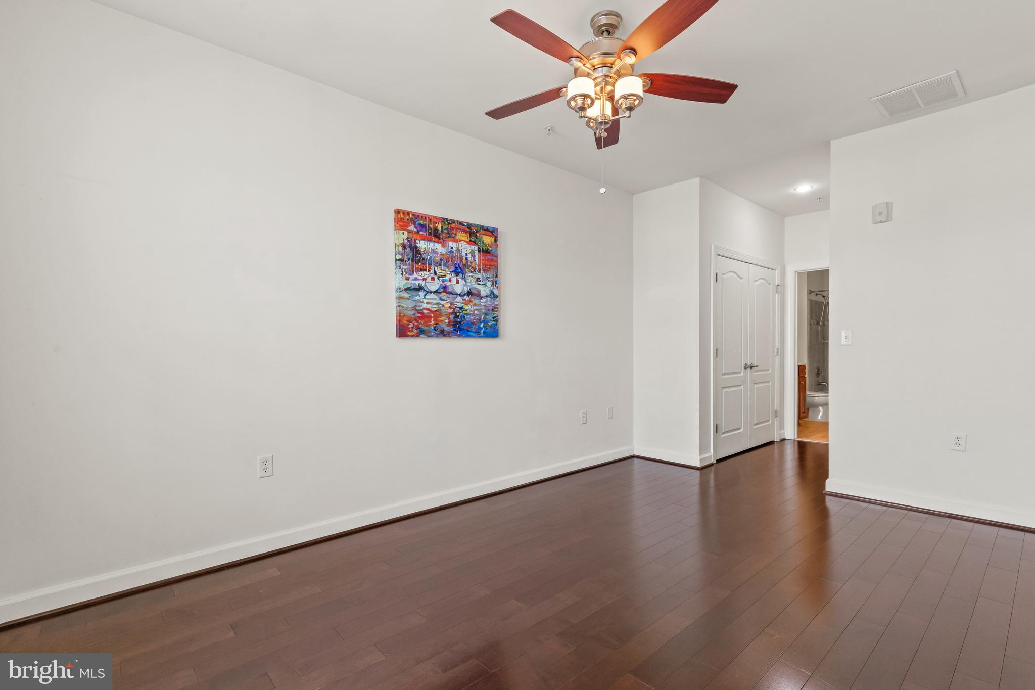 CAMERON STATION - Residential