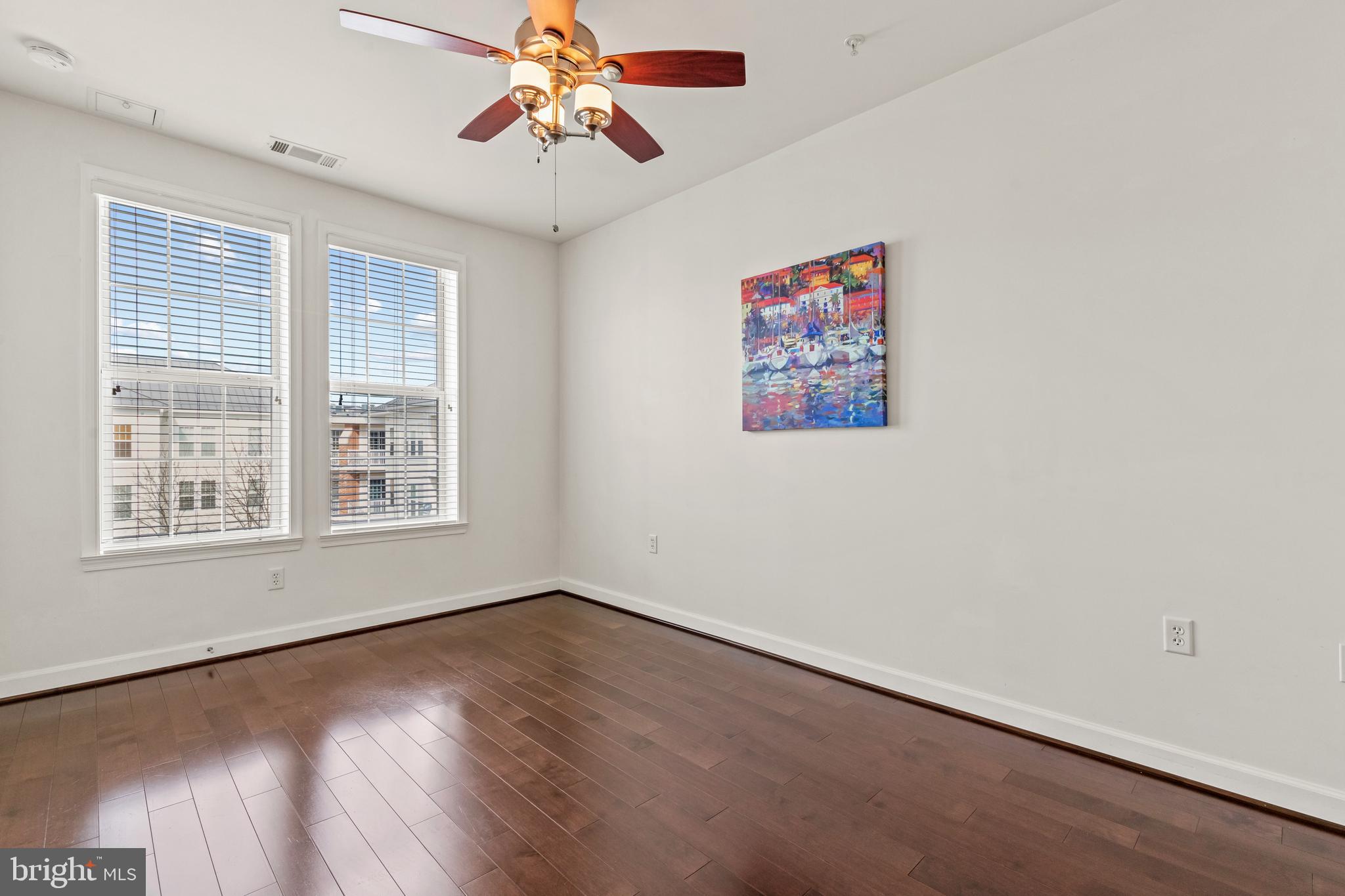 CAMERON STATION - Residential