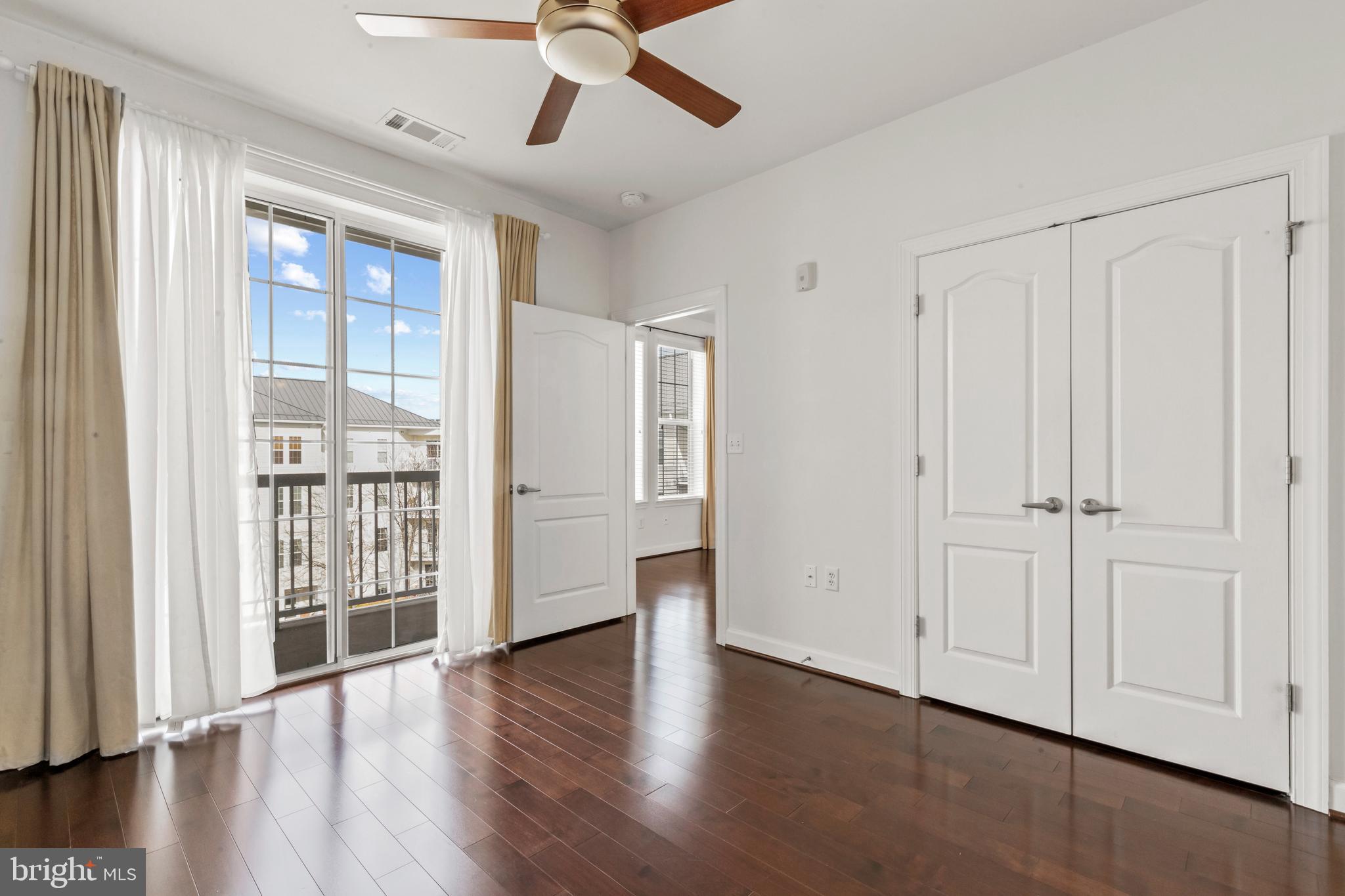 CAMERON STATION - Residential