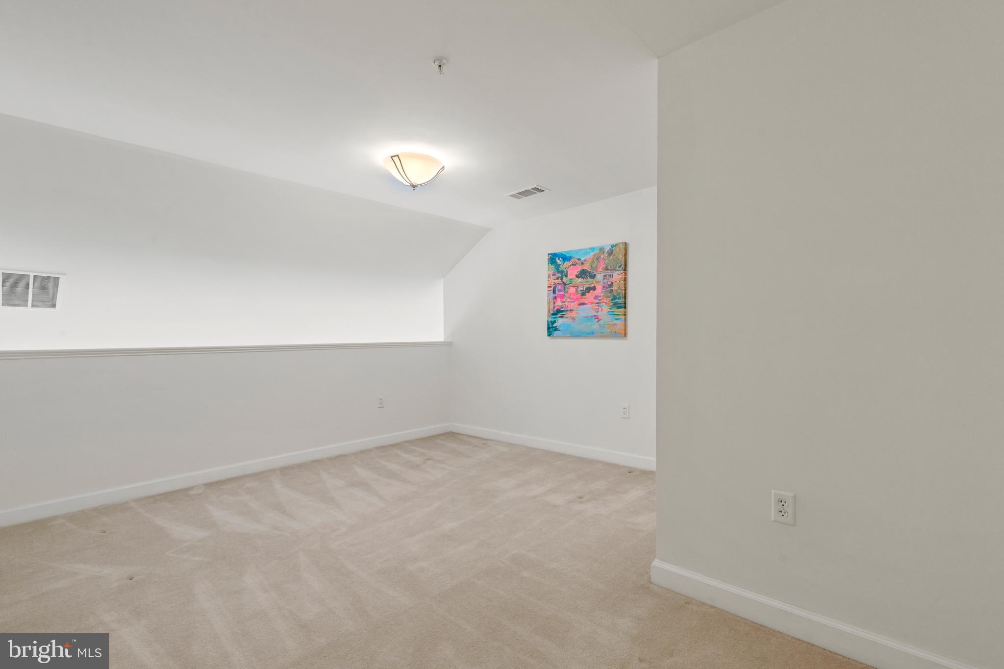 CAMERON STATION - Residential