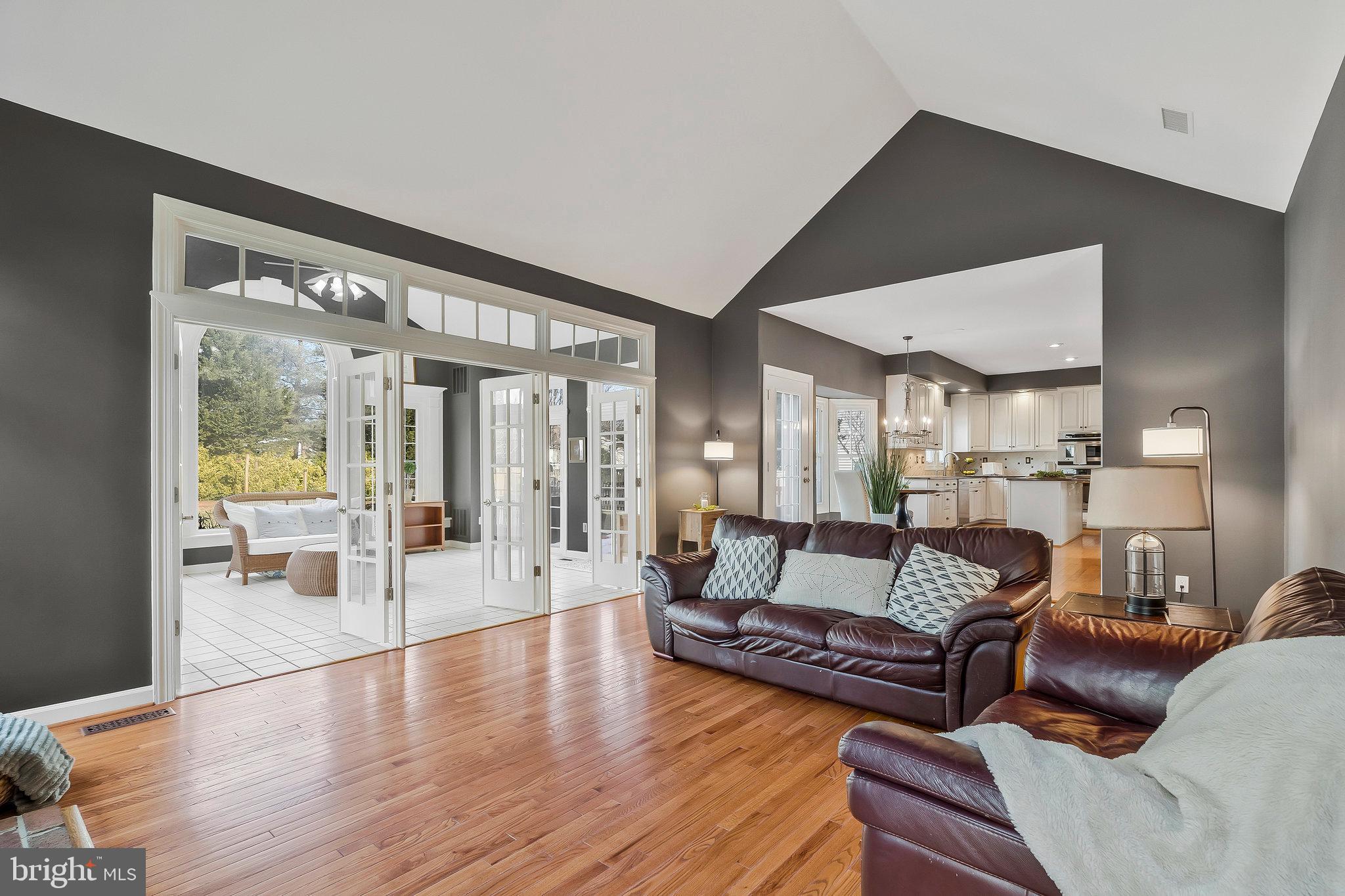 ASHBURN FARM - Residential