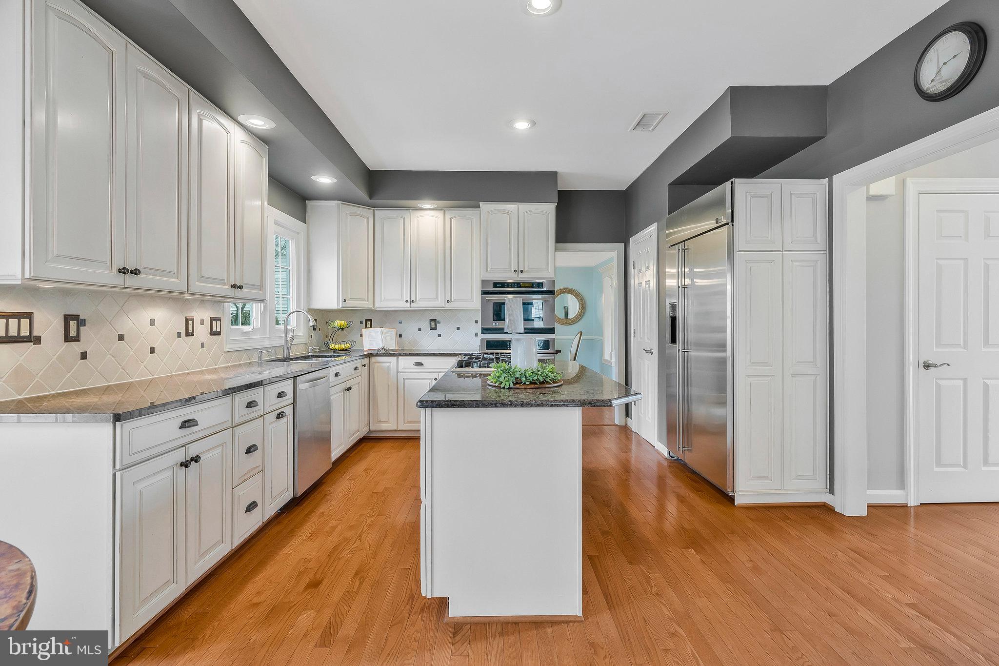 ASHBURN FARM - Residential