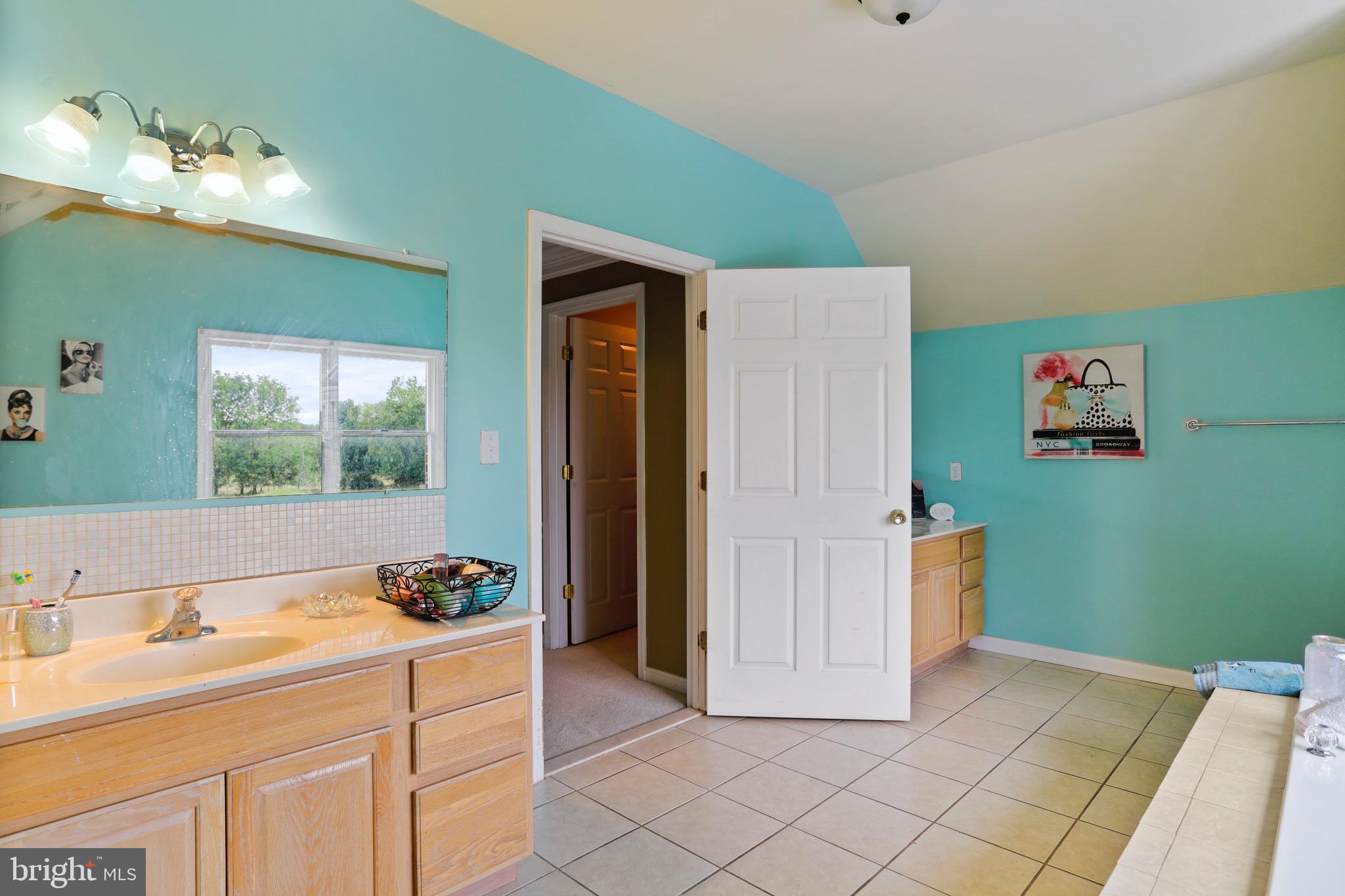 WOODBRIDGE - Residential