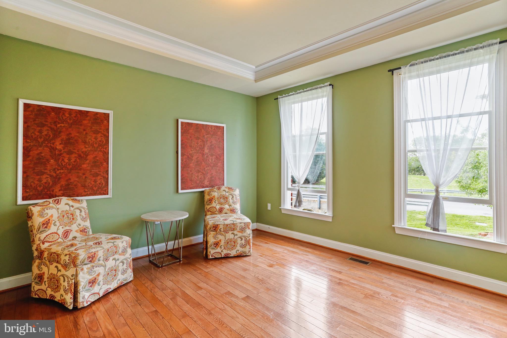 WOODBRIDGE - Residential