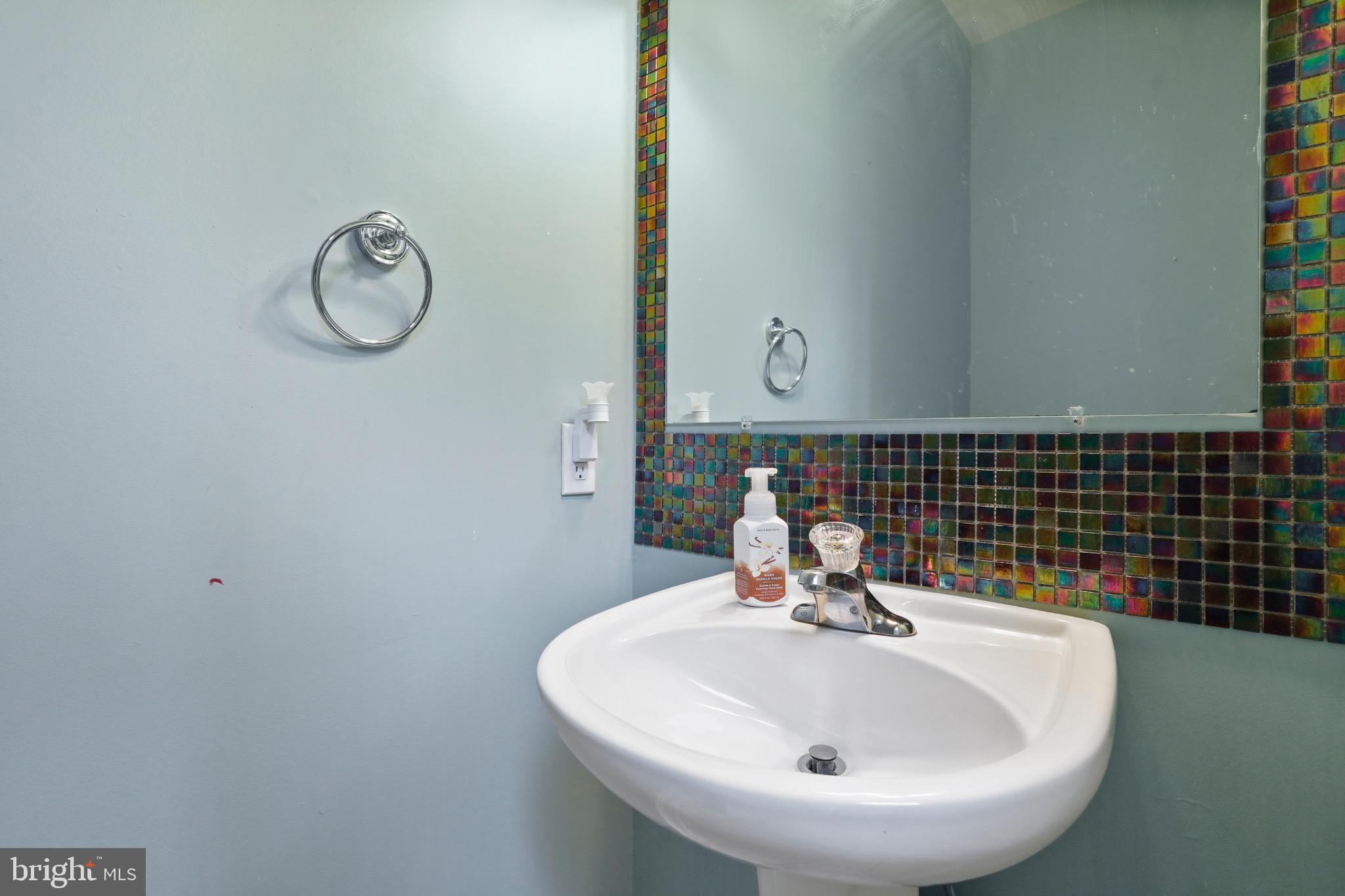 WOODBRIDGE - Residential