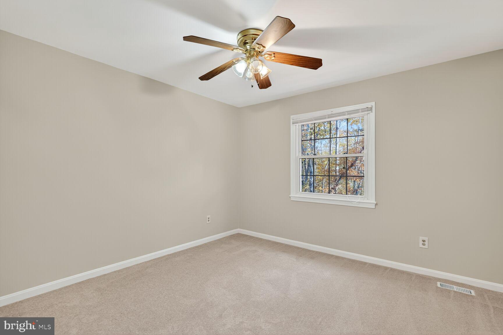 LAKE DEVEREUX - Residential