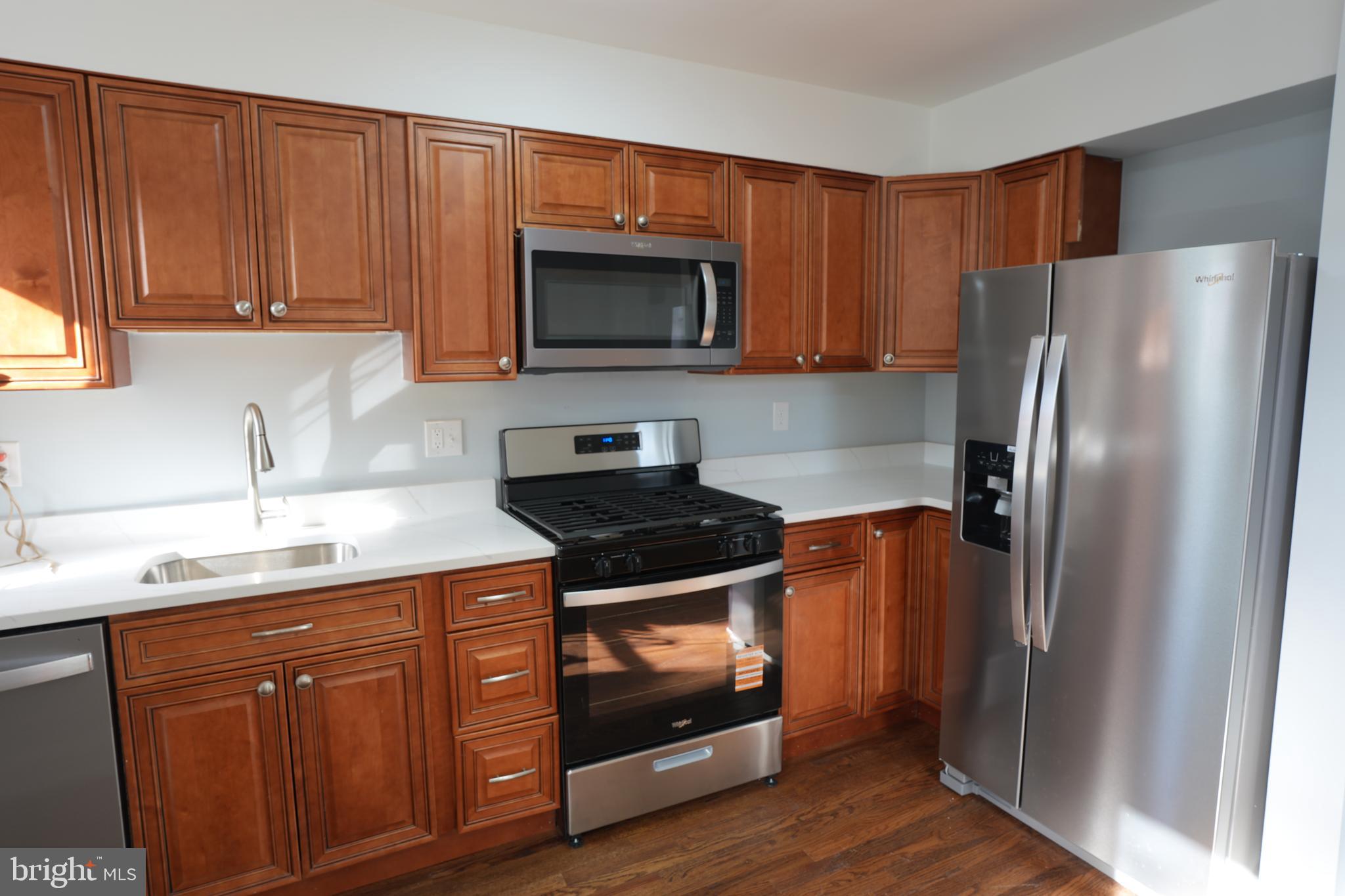 164 ELMIRA STREET SW