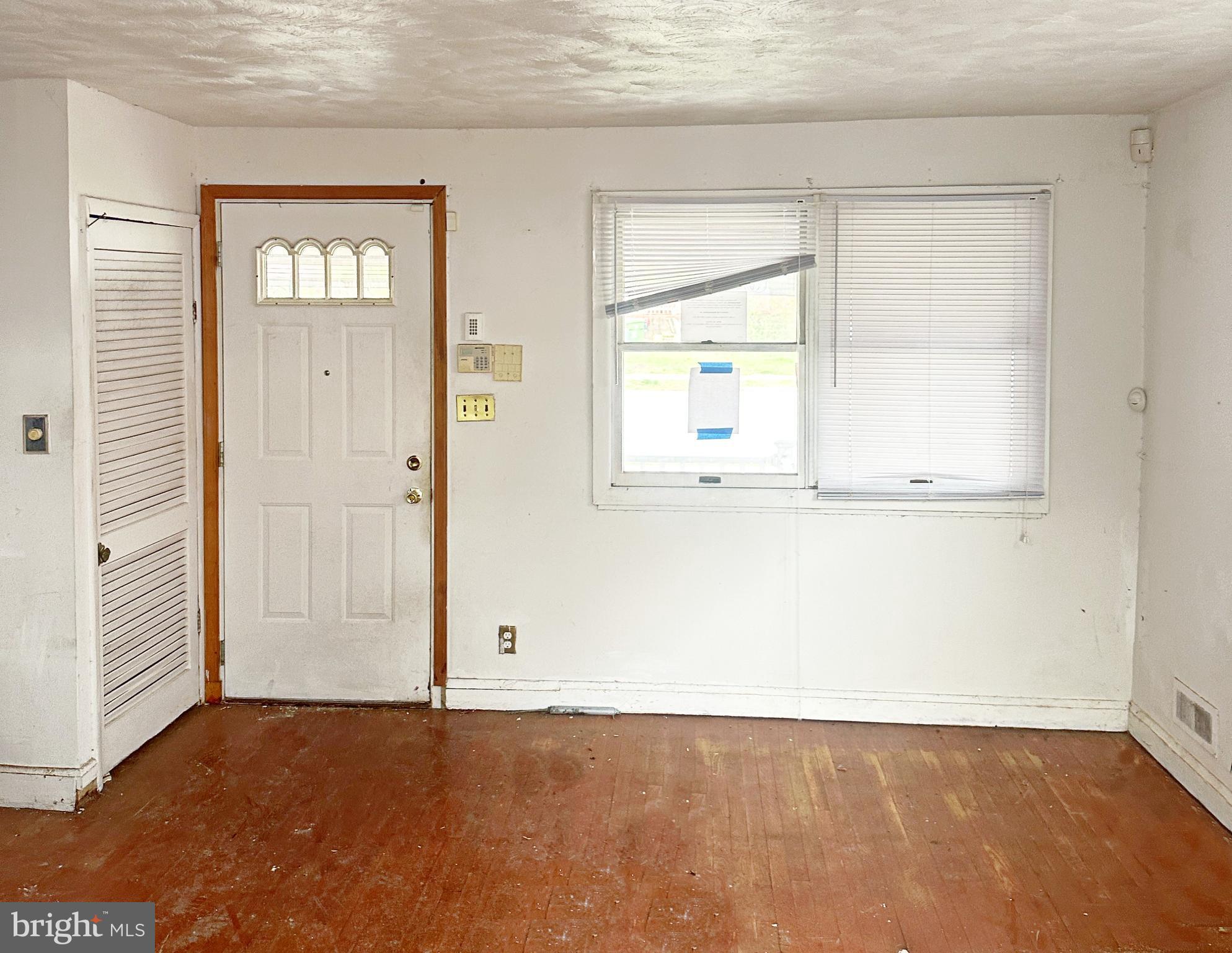 FRANKFORD - Residential