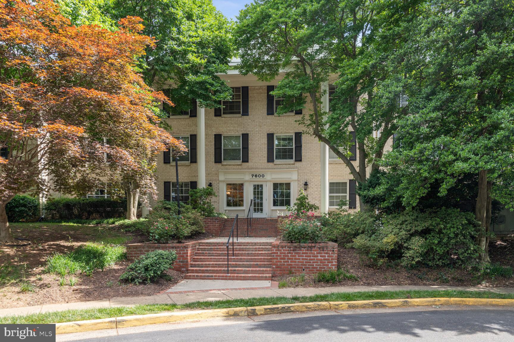 THE COLONIES - Residential