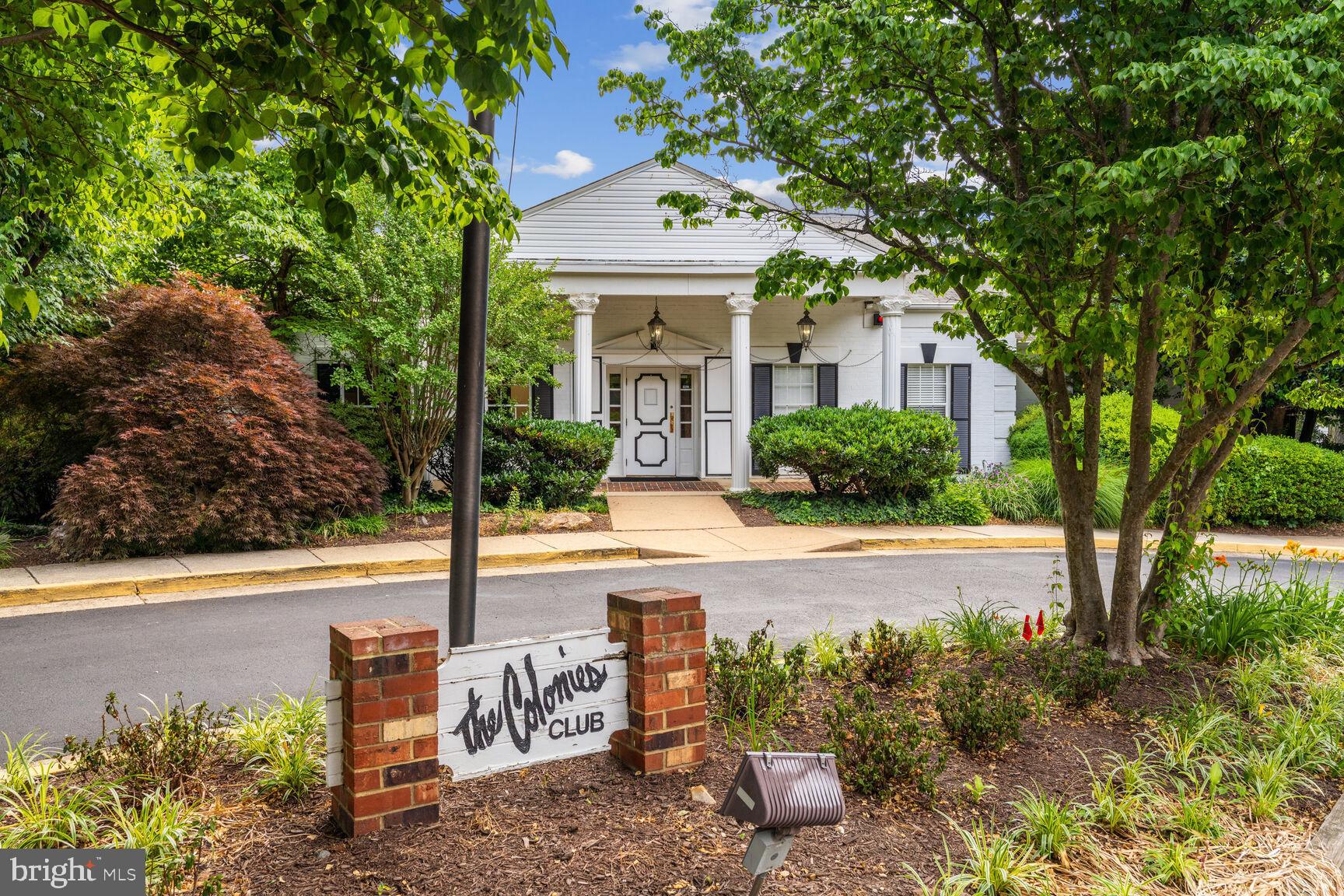 THE COLONIES - Residential