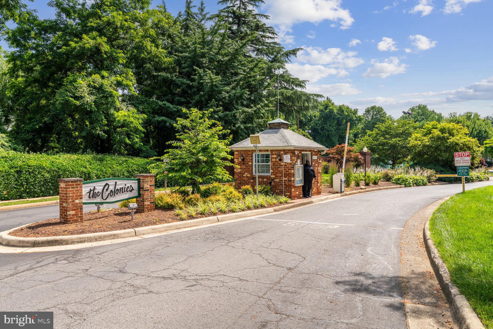 THE COLONIES - Residential