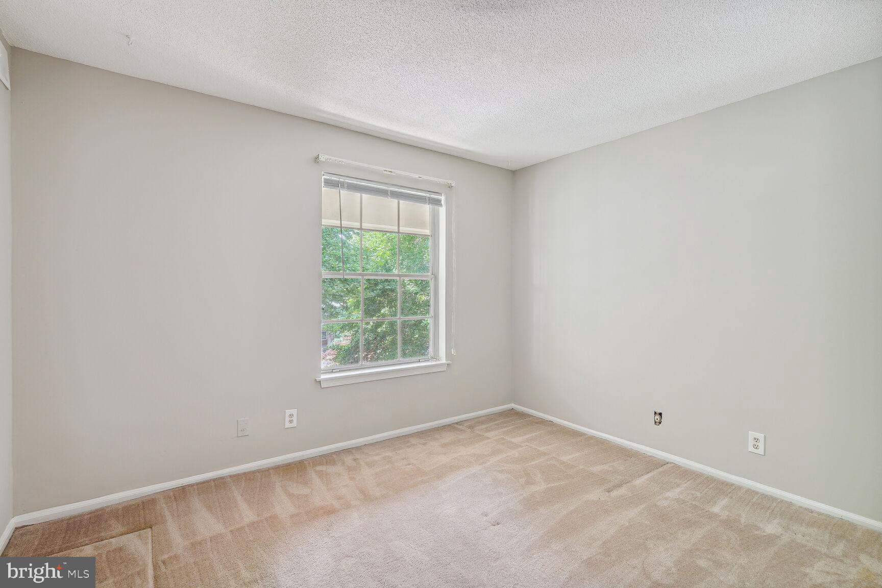 THE COLONIES - Residential