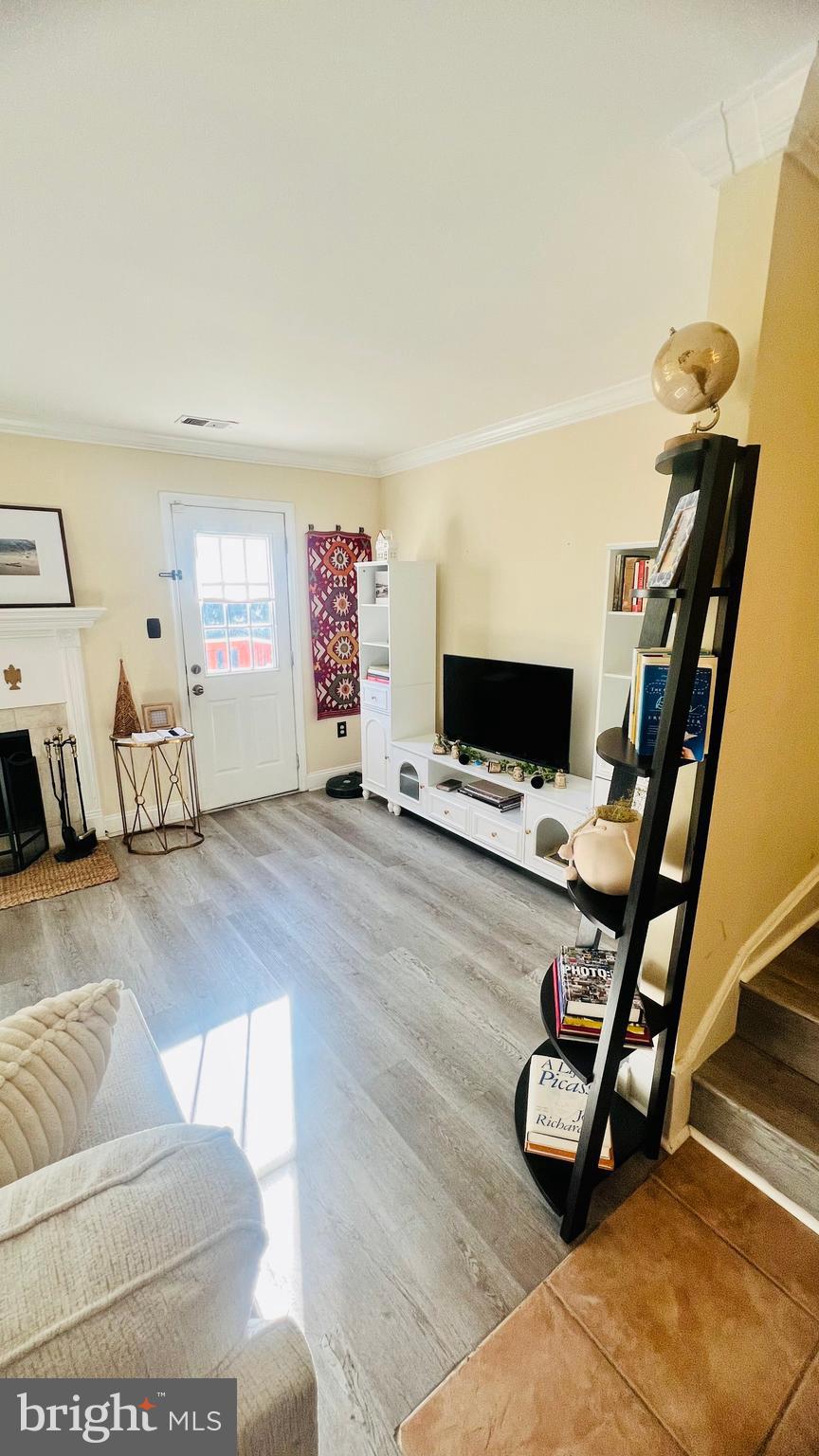 HERITAGE GATE - Residential Lease