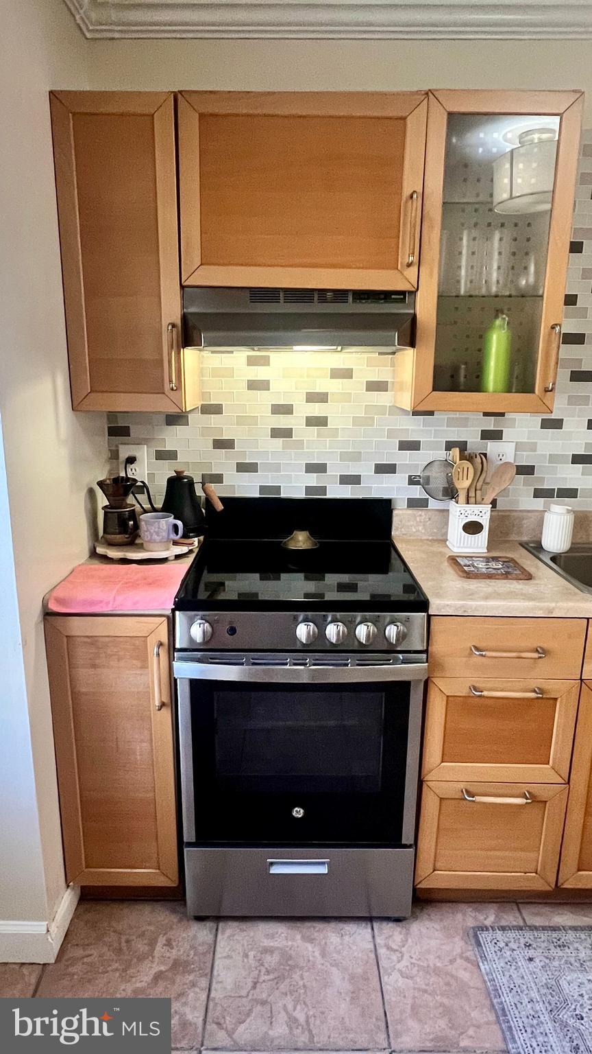 HERITAGE GATE - Residential Lease