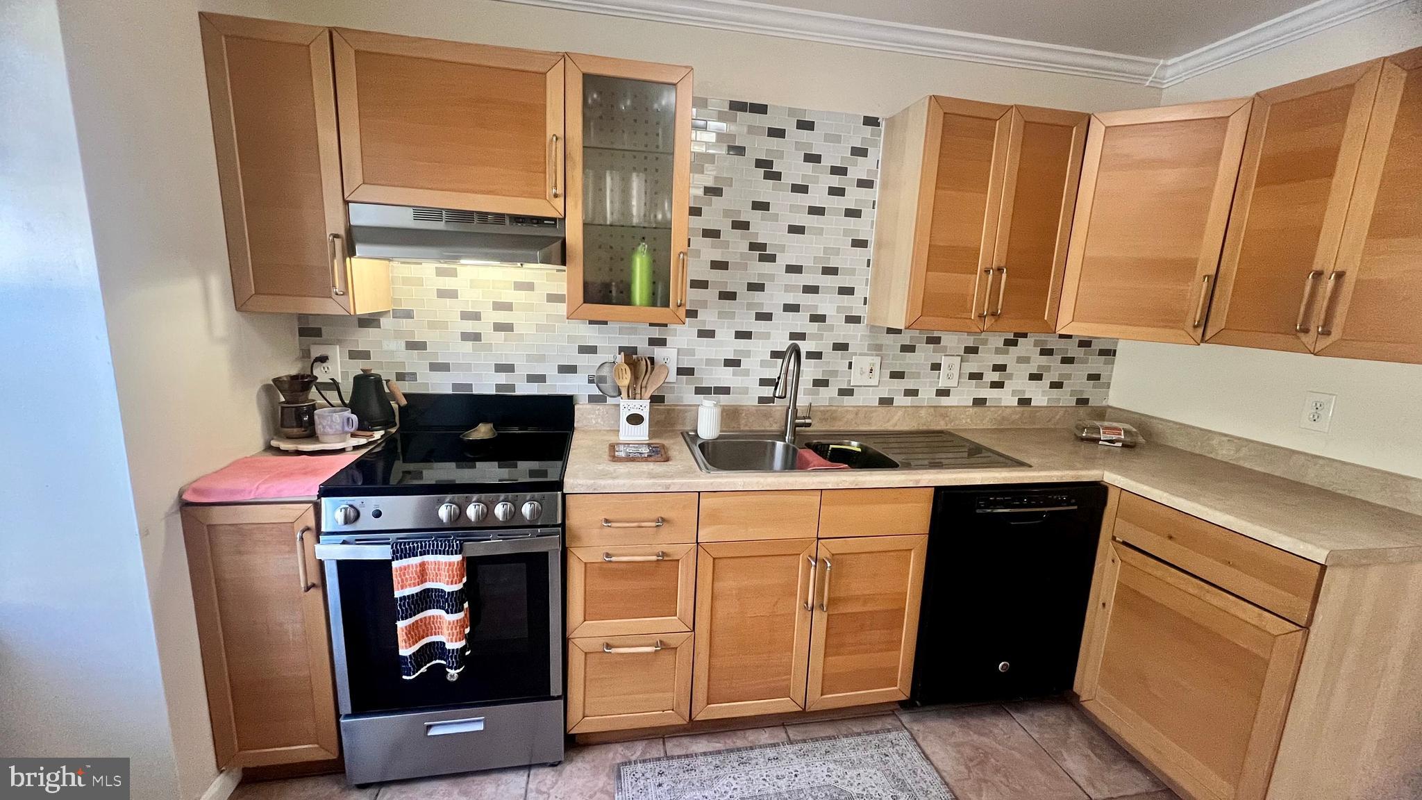 HERITAGE GATE - Residential Lease