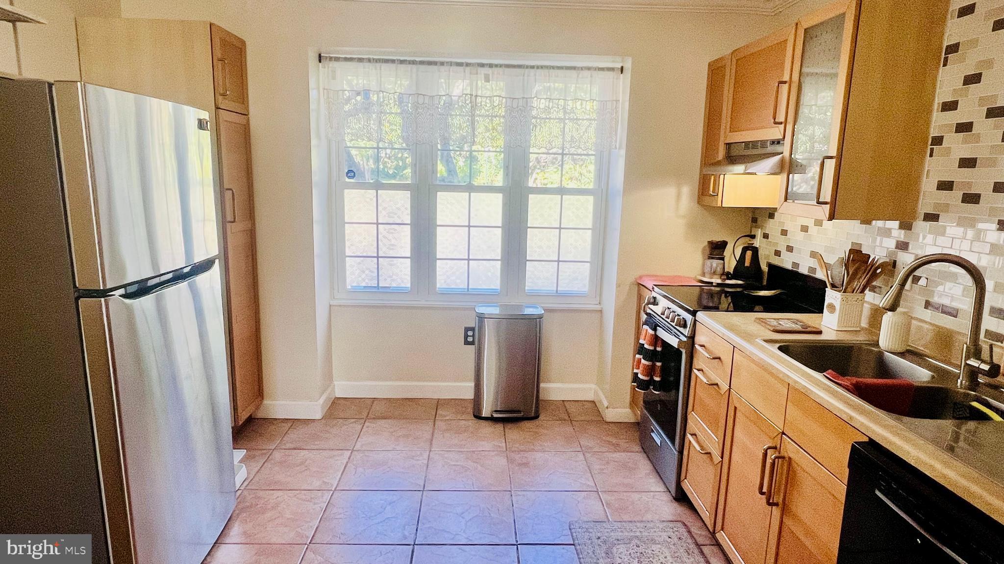 HERITAGE GATE - Residential Lease