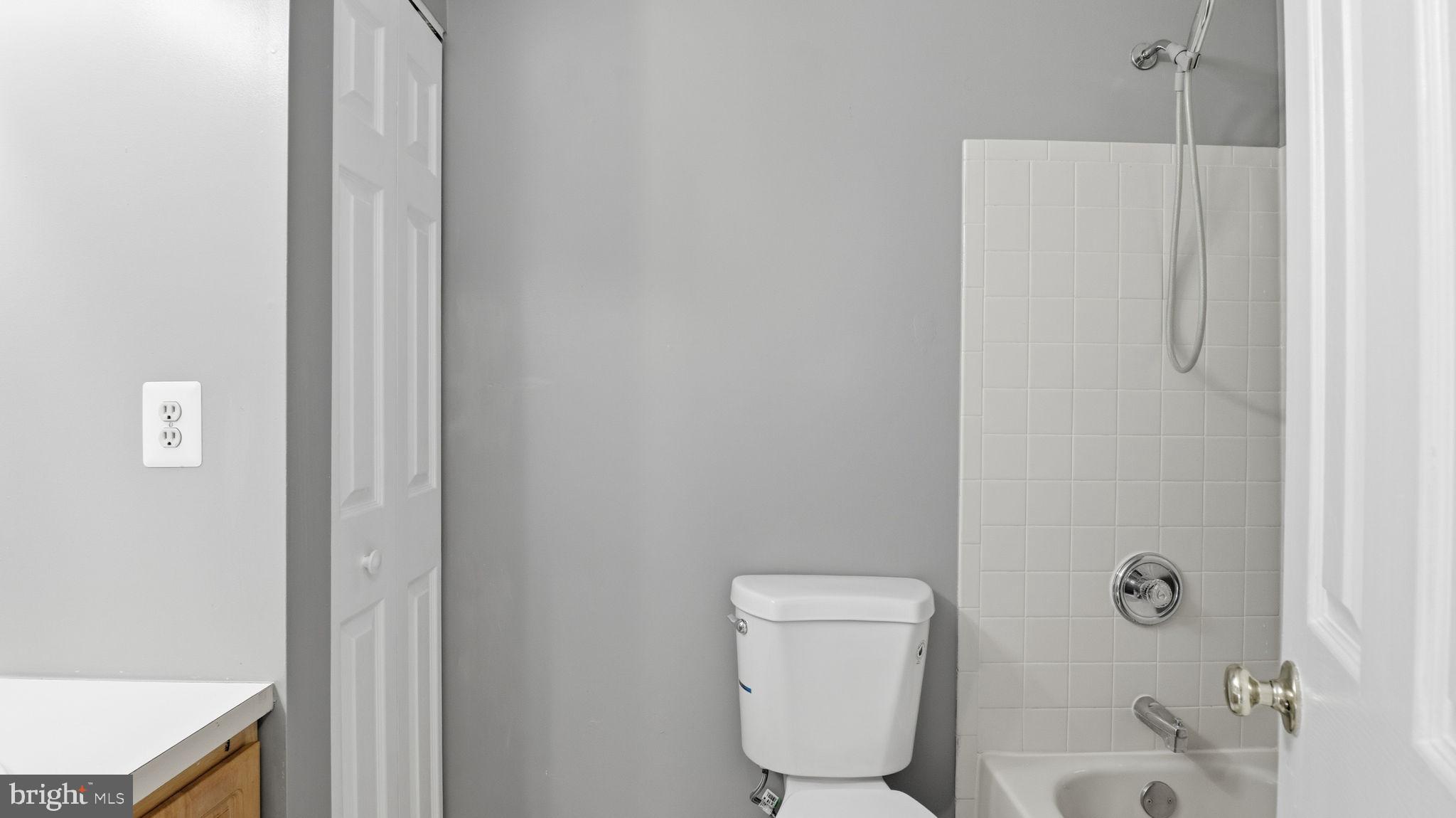 STANFORD - Residential