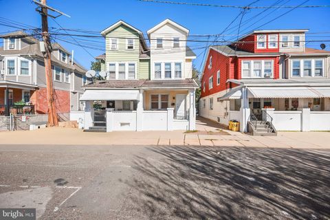Townhouse For Sale - 336 Columbus Avenue<br/> TRENTON, NJ 08629