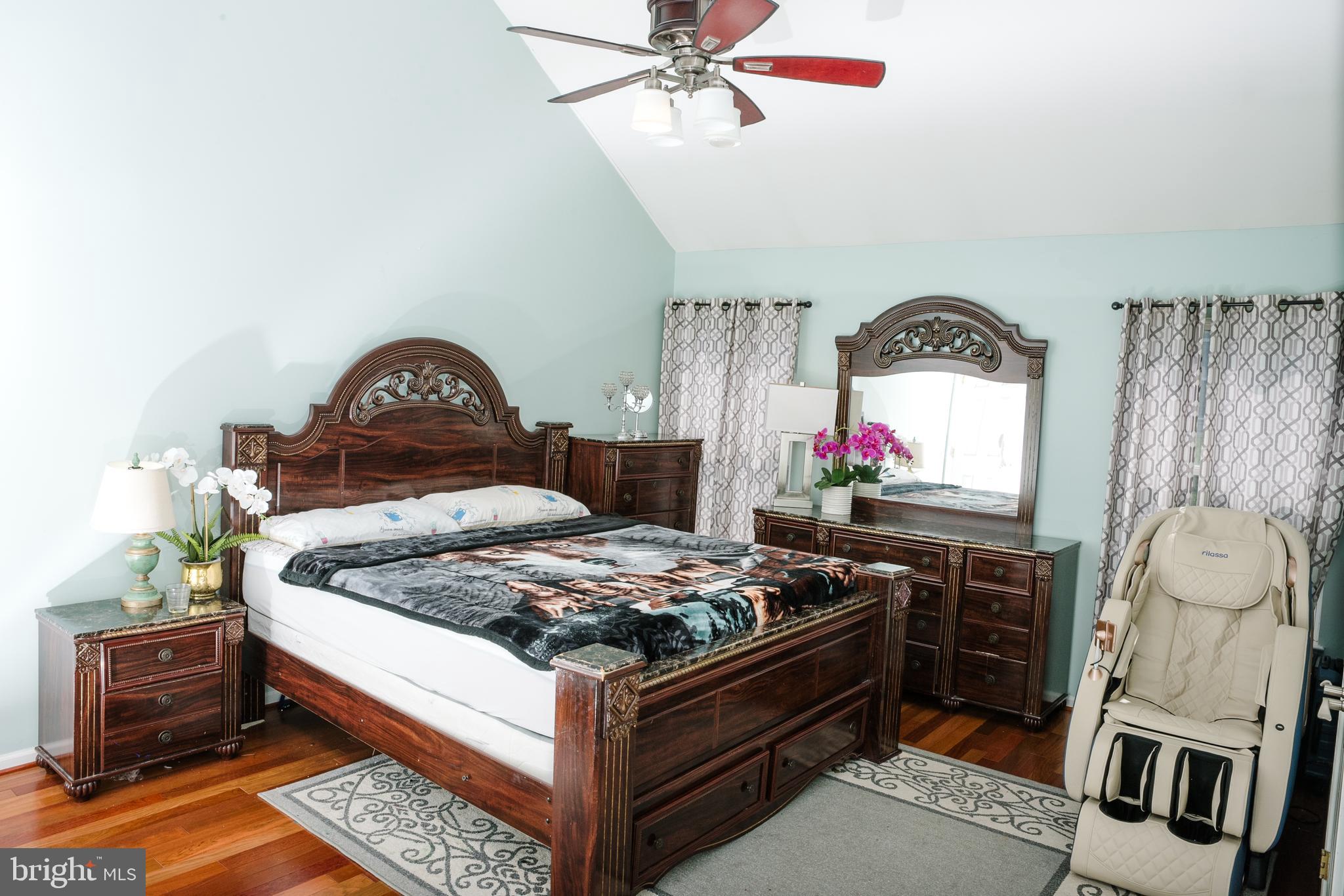 MCNAIR FARMS LANDBAY - Residential Lease