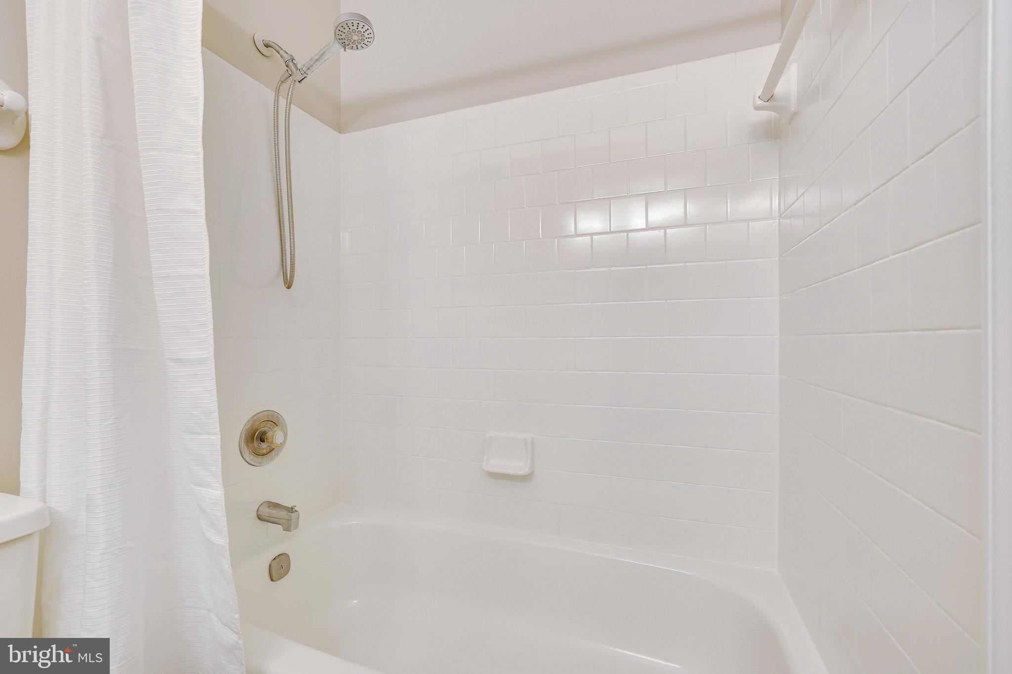 KINGS PARK WEST - Residential