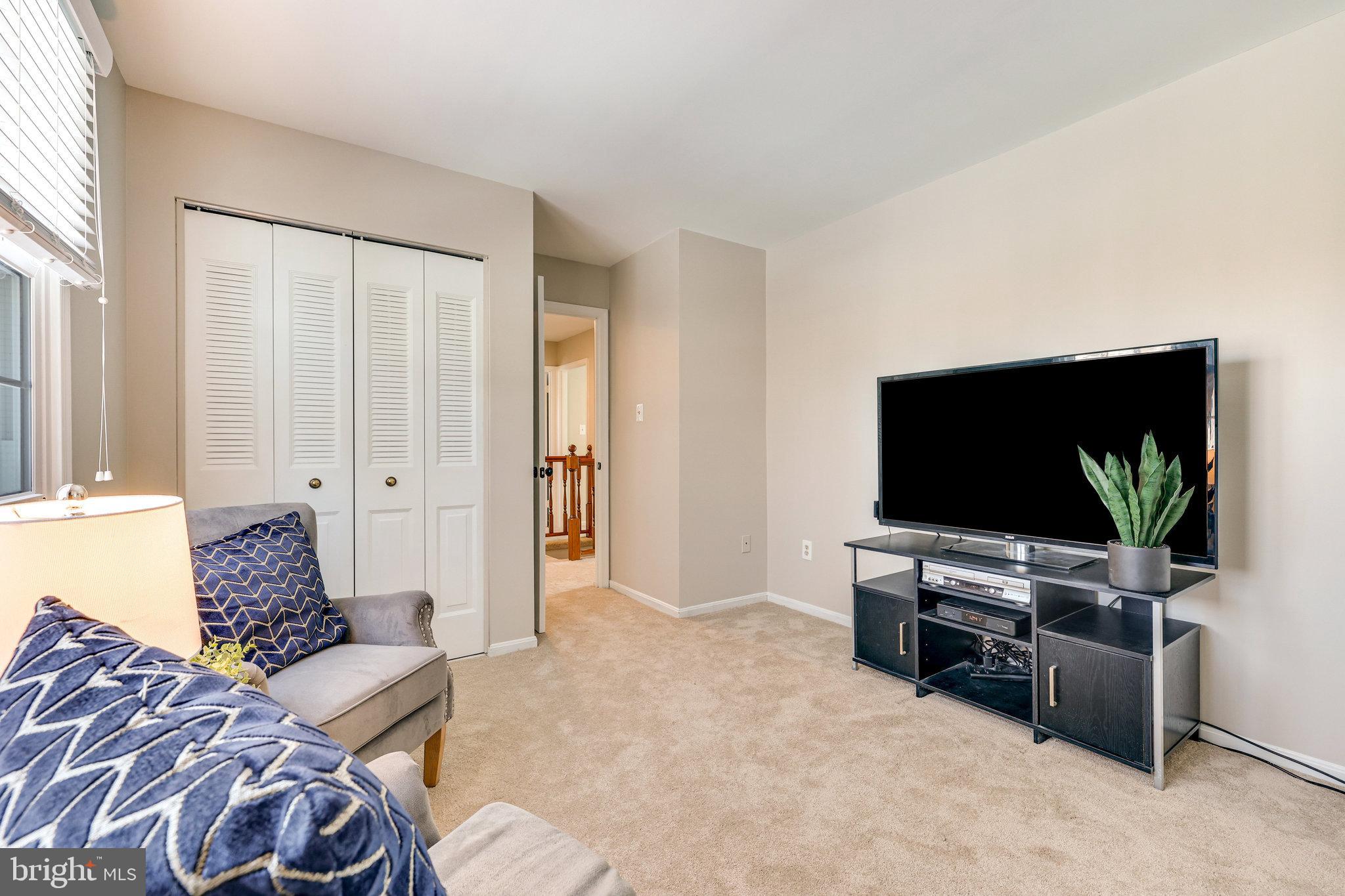 KINGS PARK WEST - Residential