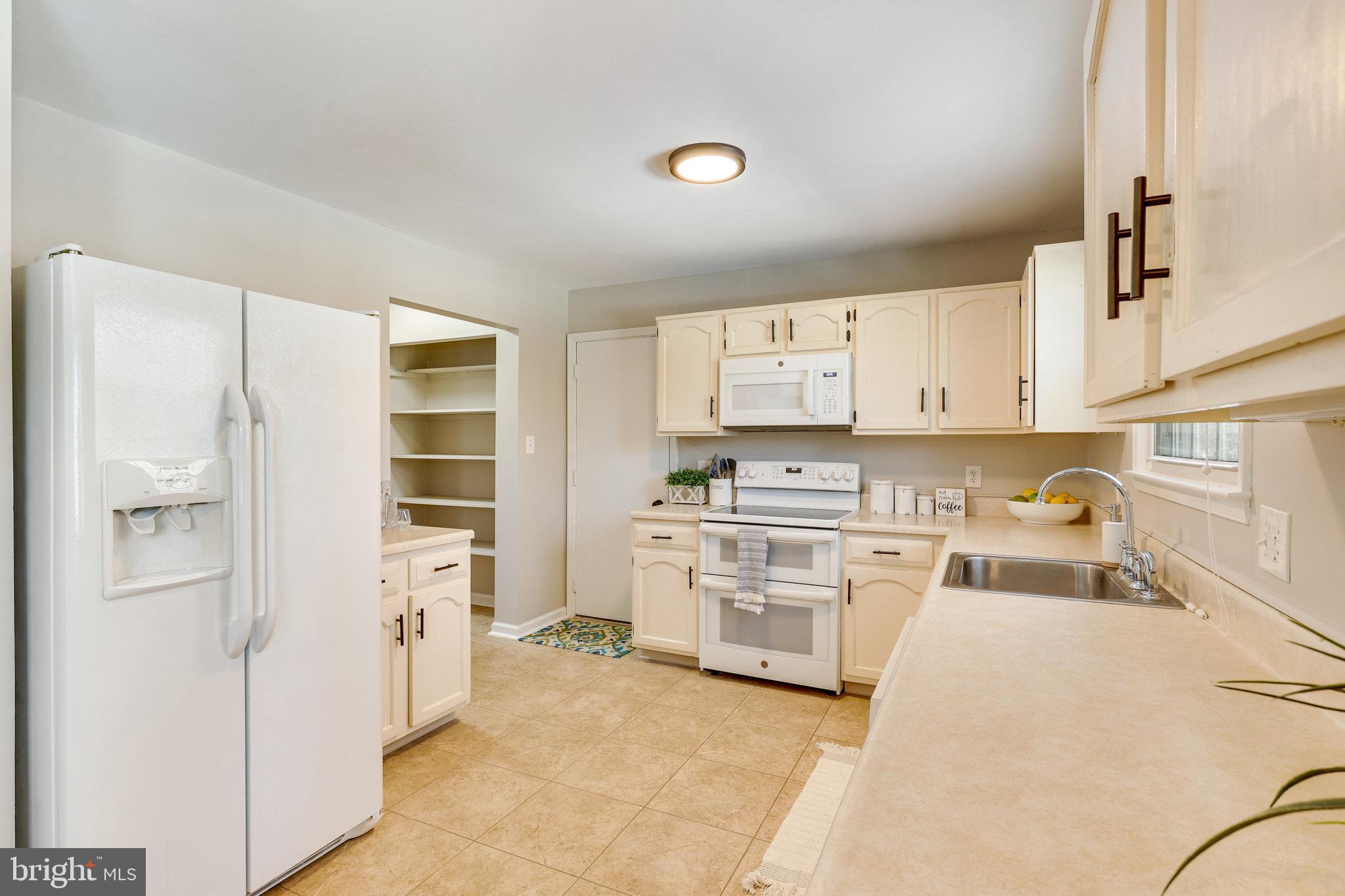 KINGS PARK WEST - Residential