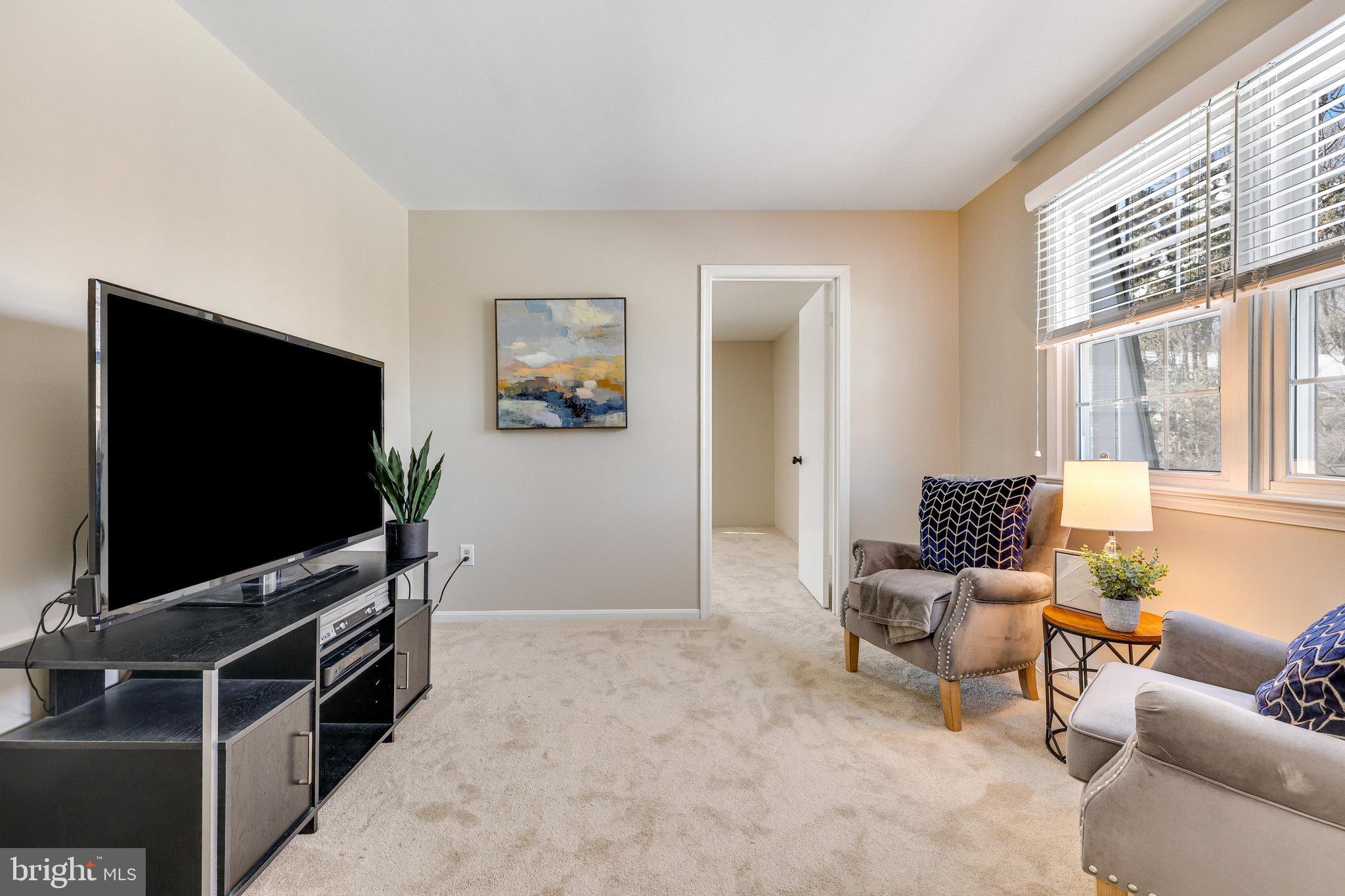 KINGS PARK WEST - Residential