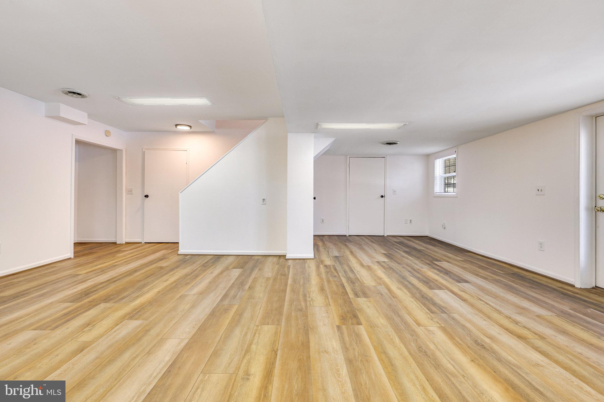 KINGS PARK WEST - Residential