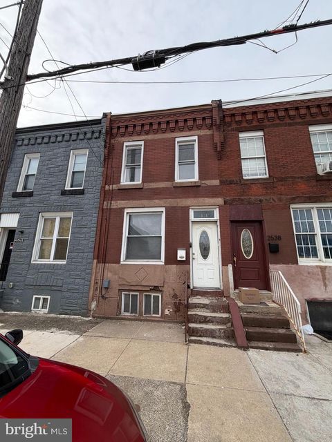 Townhouse For Sale - 2536 W York Street<br/> PHILADELPHIA, PA 19132