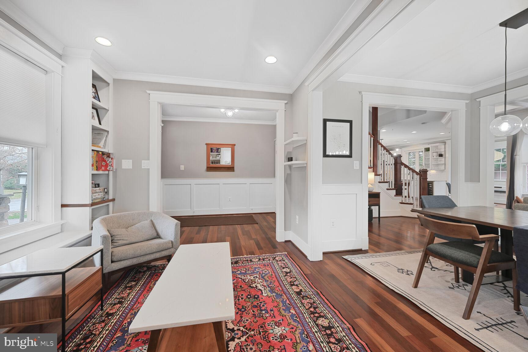 FOREST GLEN PARK - Residential