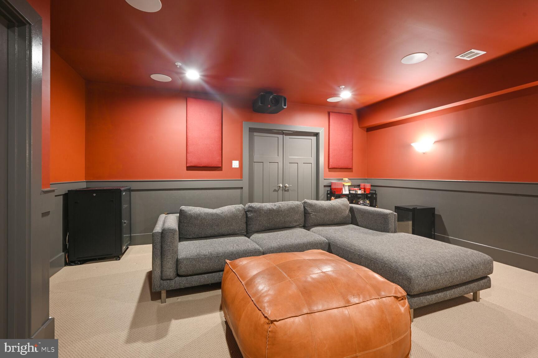 FOREST GLEN PARK - Residential